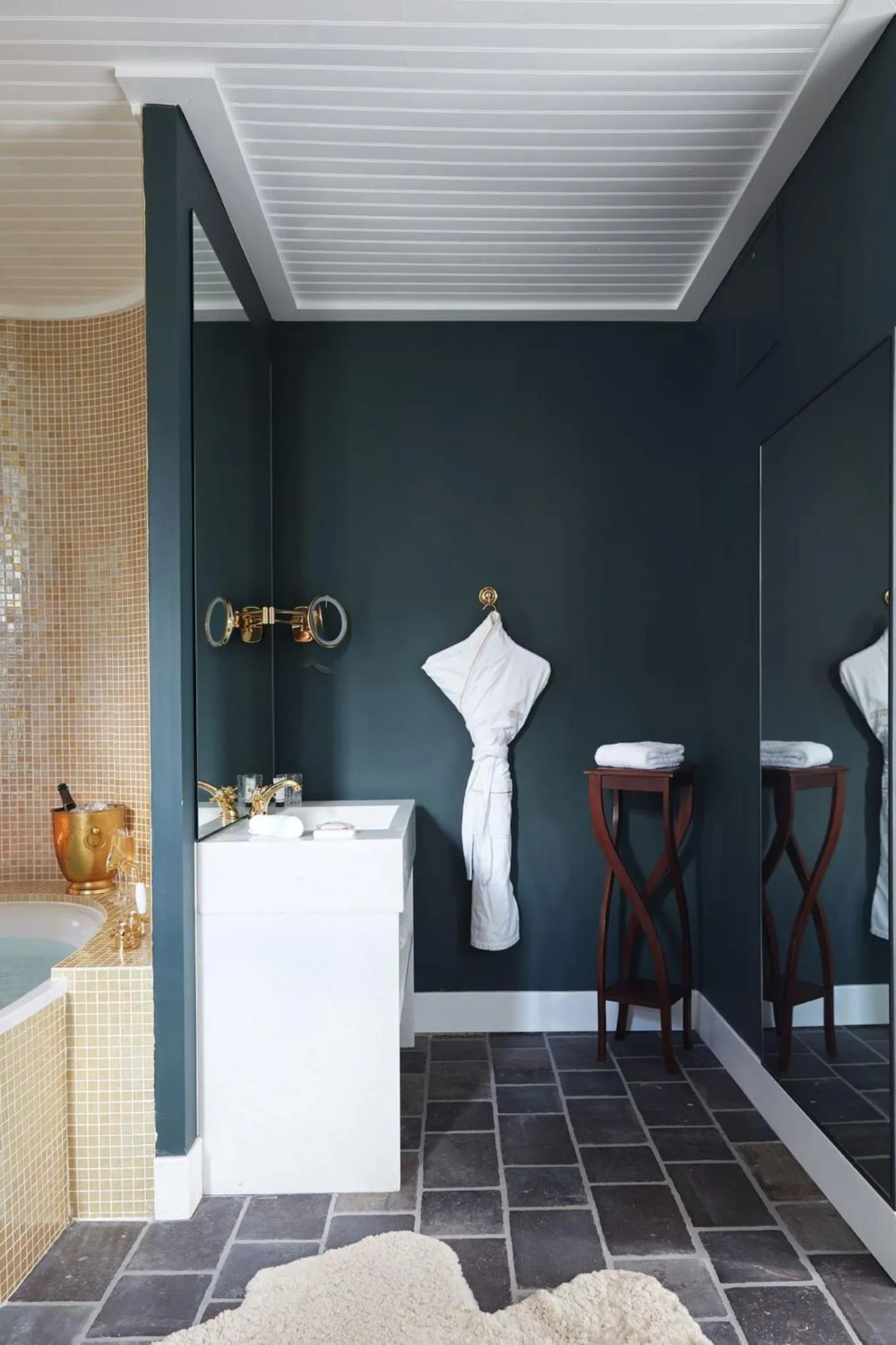 Bathroom in Grand Hotel Soleil d'Or