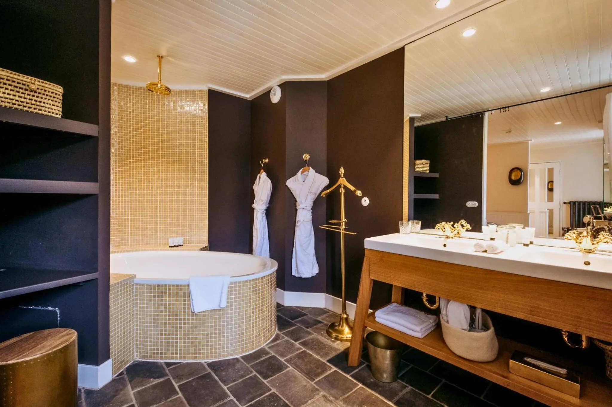 Bathroom in Grand Hotel Soleil d'Or