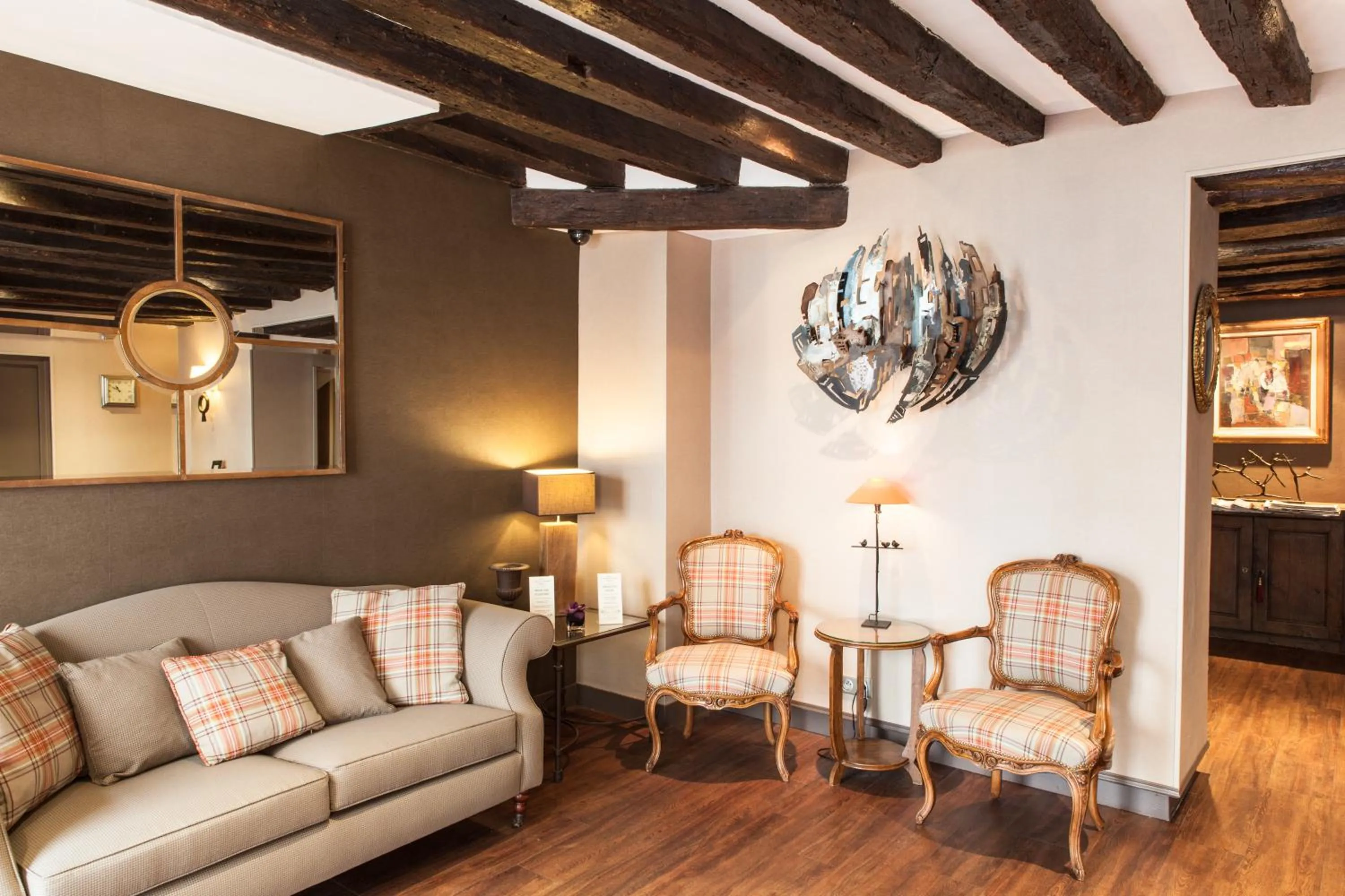 Lobby or reception in Hôtel La Résidence du Berry