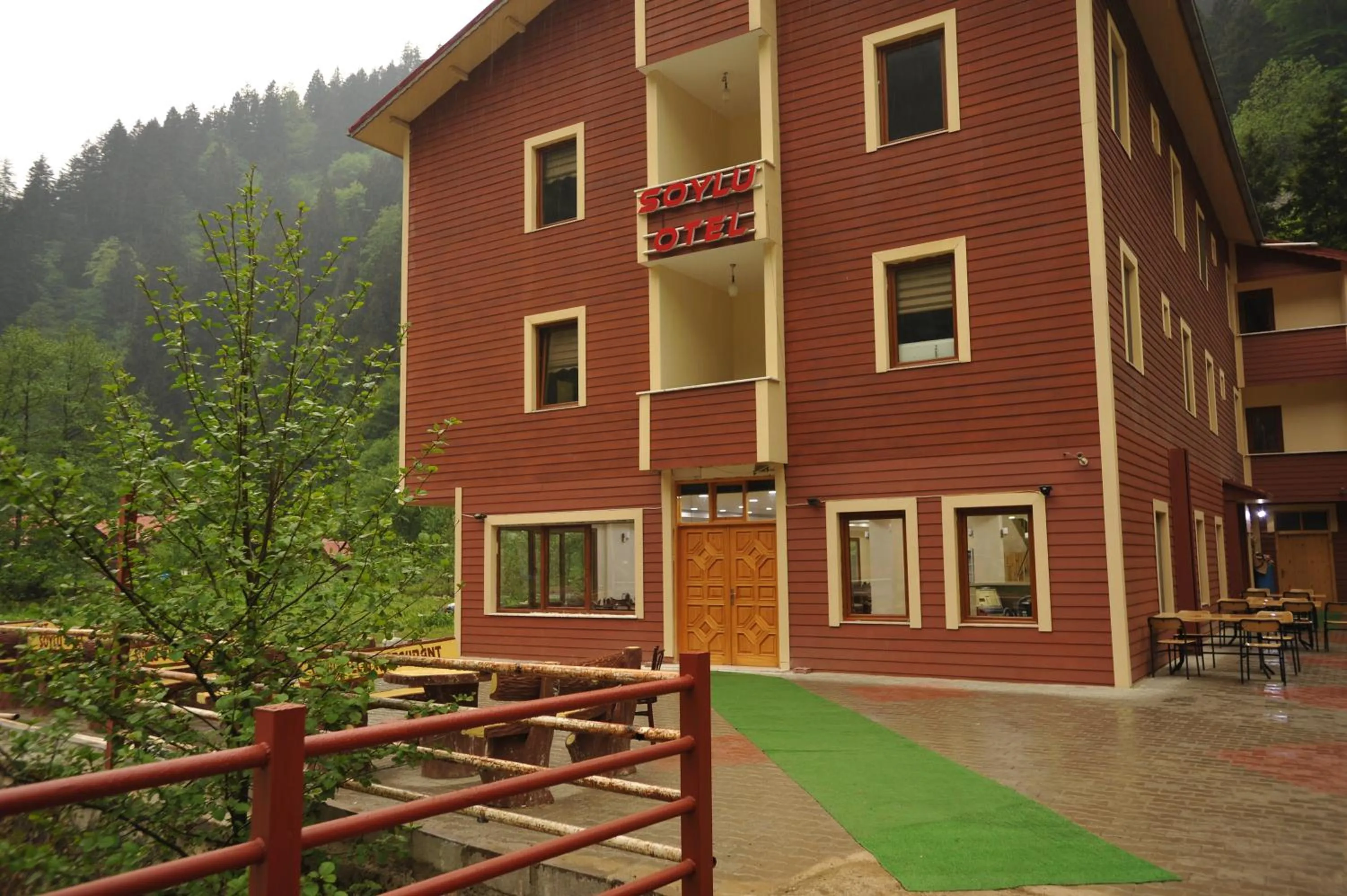 Facade/entrance in Uzungol Soylu Hotel
