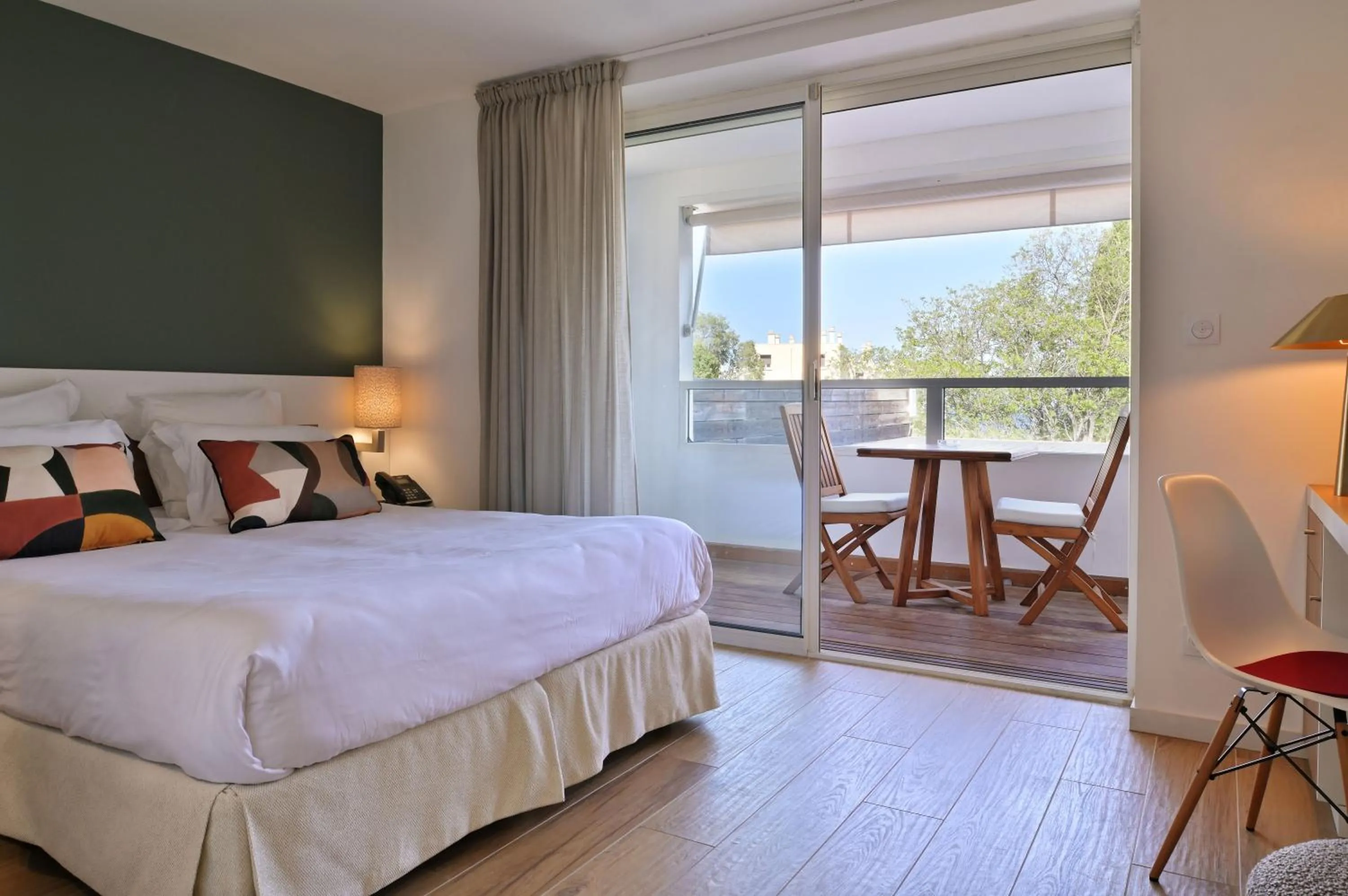 Bedroom, Bed in Hôtel Pietracap