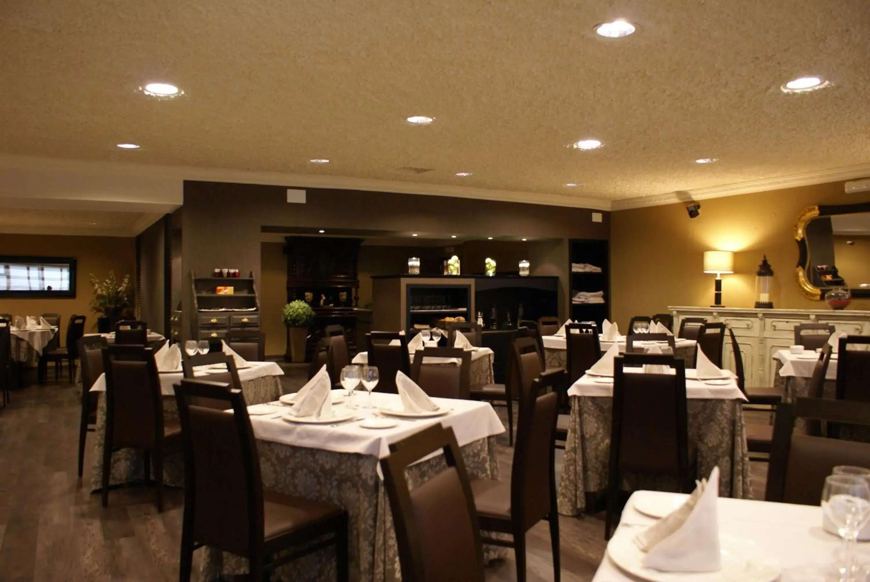 Restaurant/places to eat in Hotel Torre de Núñez Restaurant/places to eat in Hotel Torre de Núñez