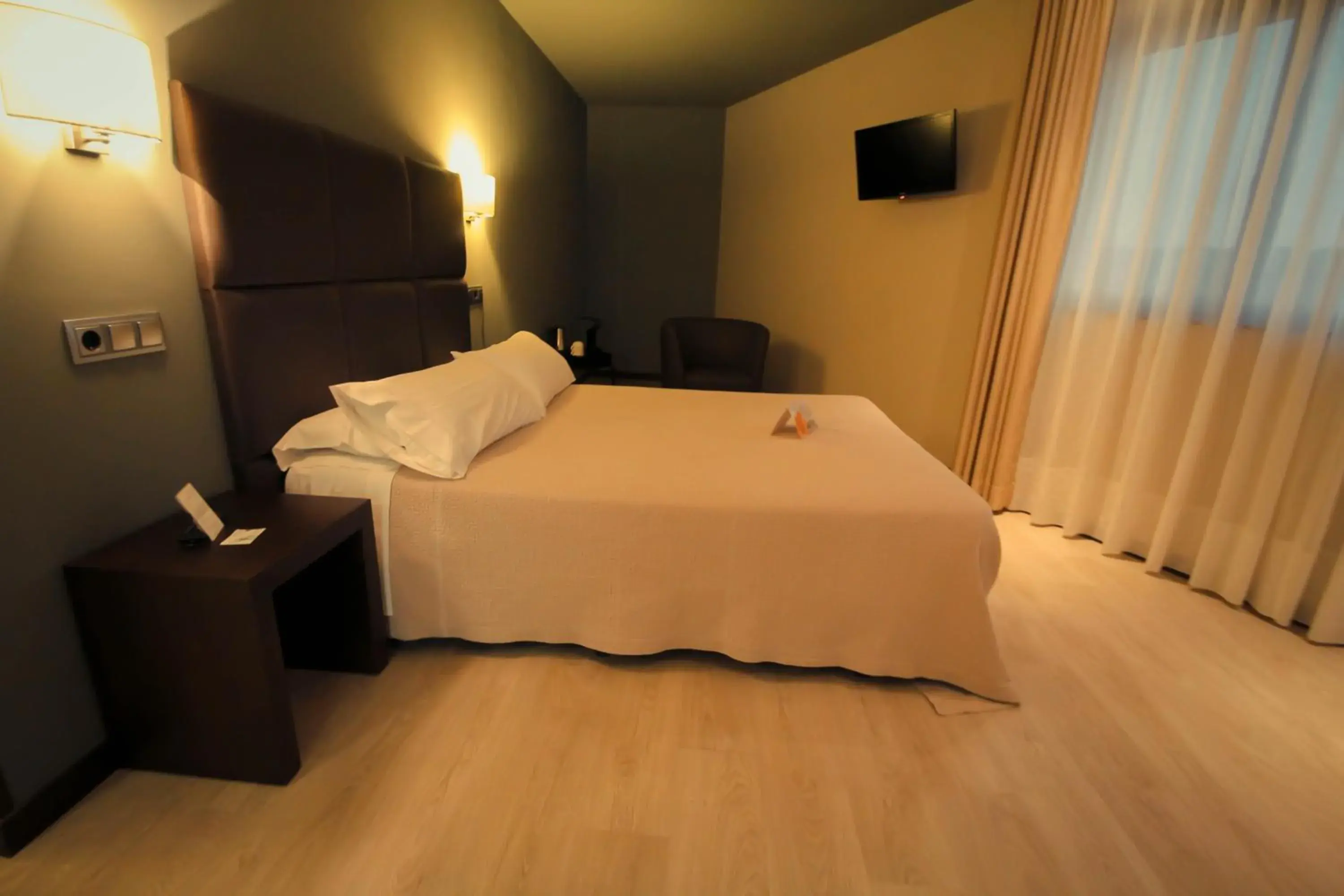 Bed in Hotel Torre de Núñez Bed in Hotel Torre de Núñez