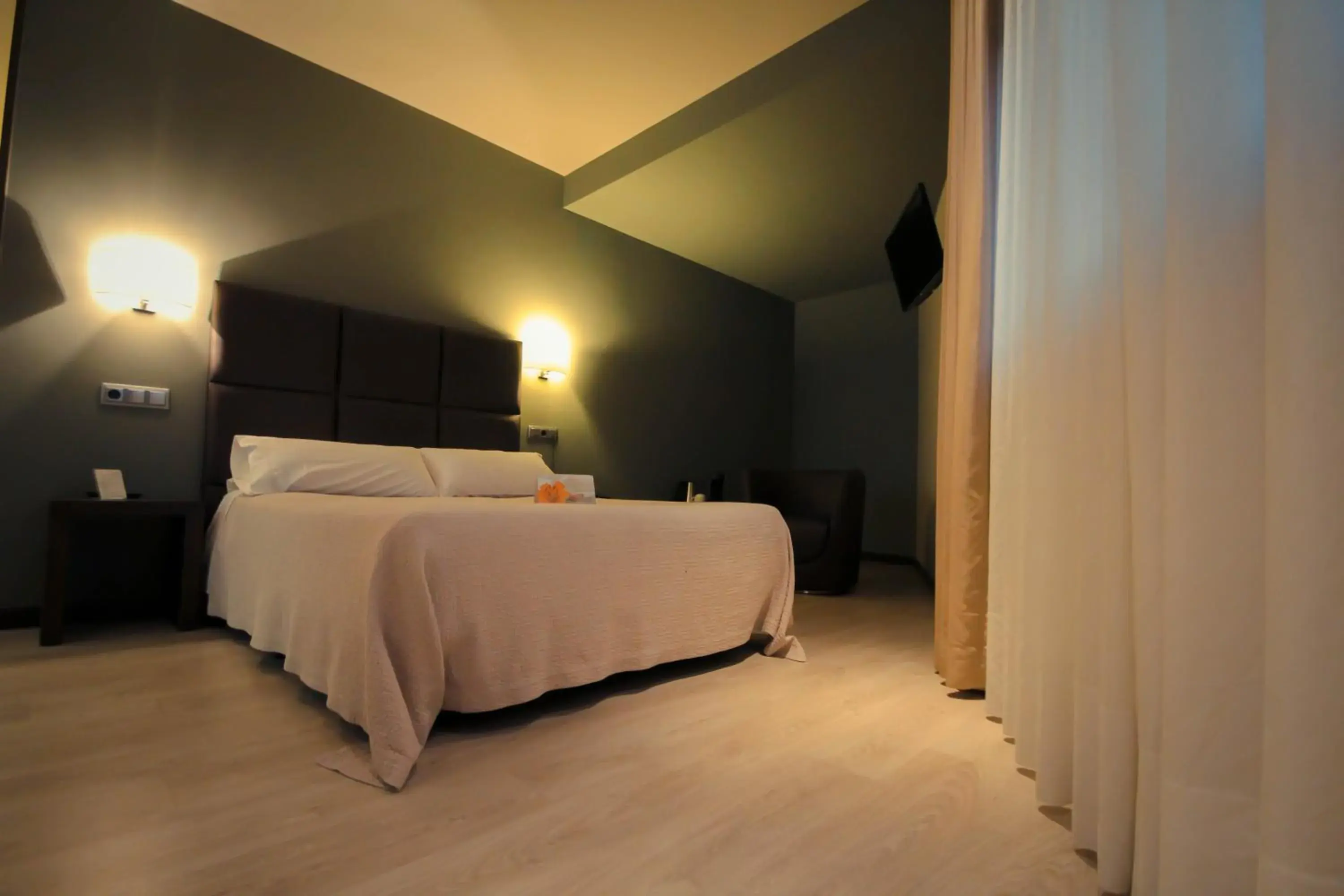 Bed in Hotel Torre de Núñez Bed in Hotel Torre de Núñez