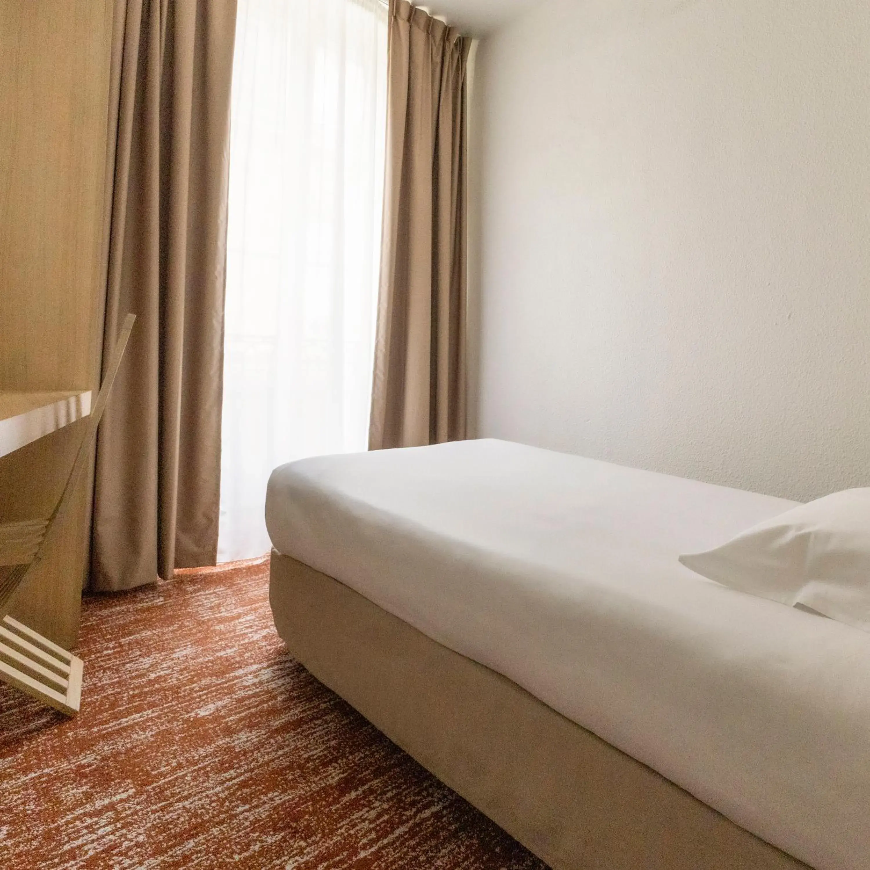 Bed in Hotel Gambetta Bed in Hotel Gambetta