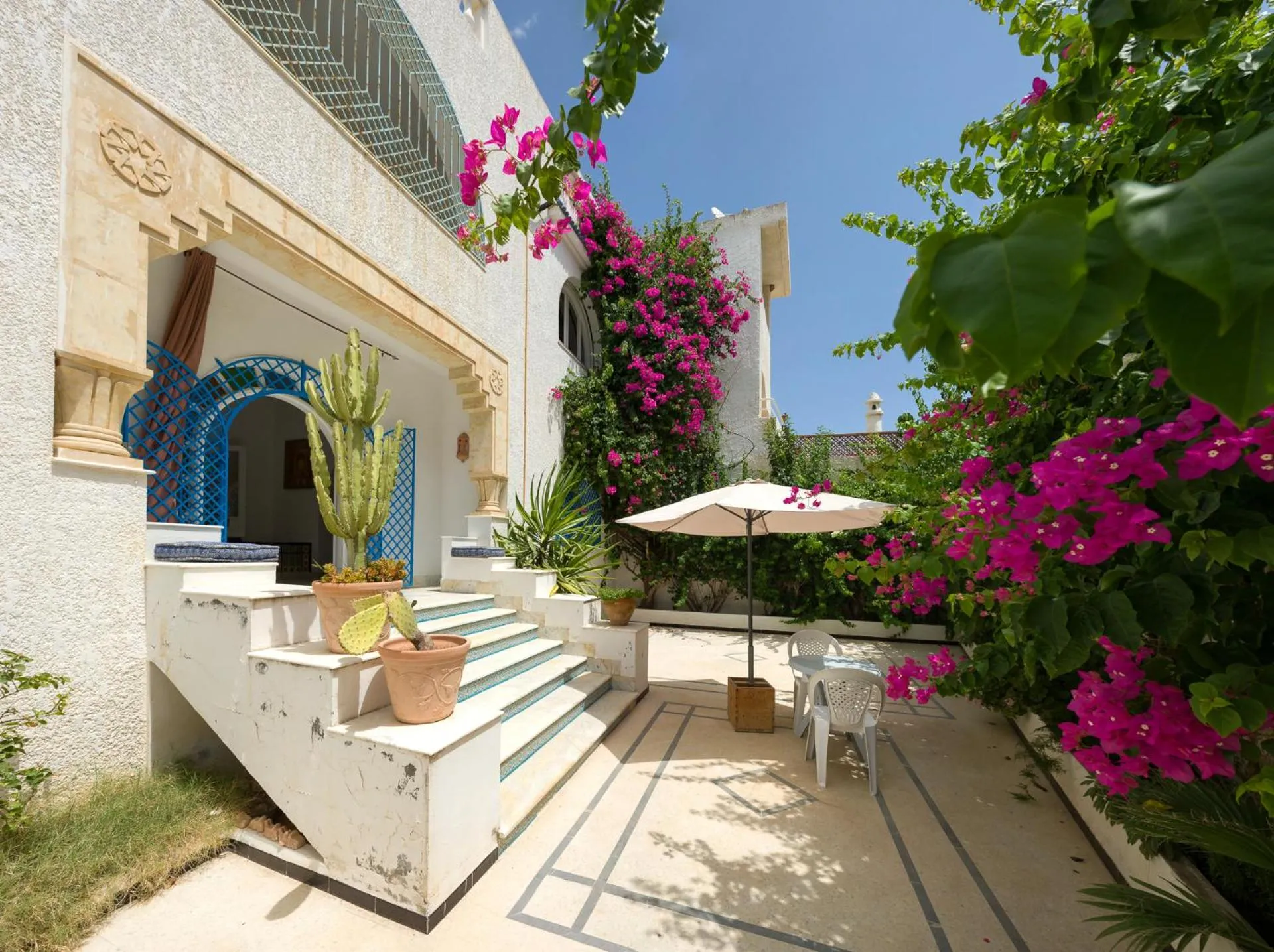 Villa Phoenicia