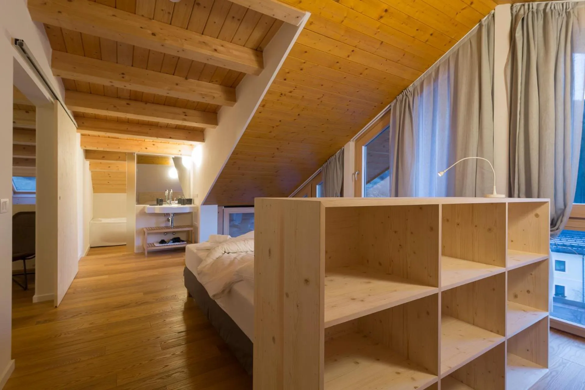 Photo of the whole room, Bed in Quercus Appartements contactless check-in