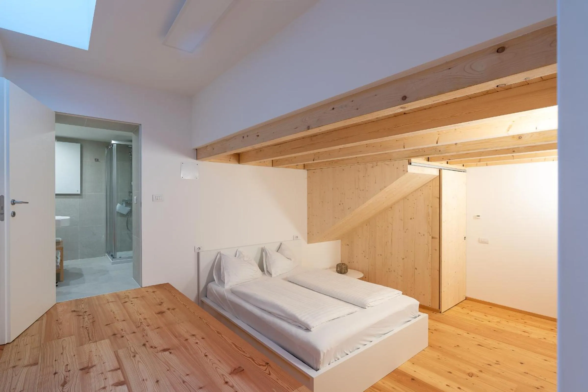 Bedroom, Bed in Quercus Appartements contactless check-in