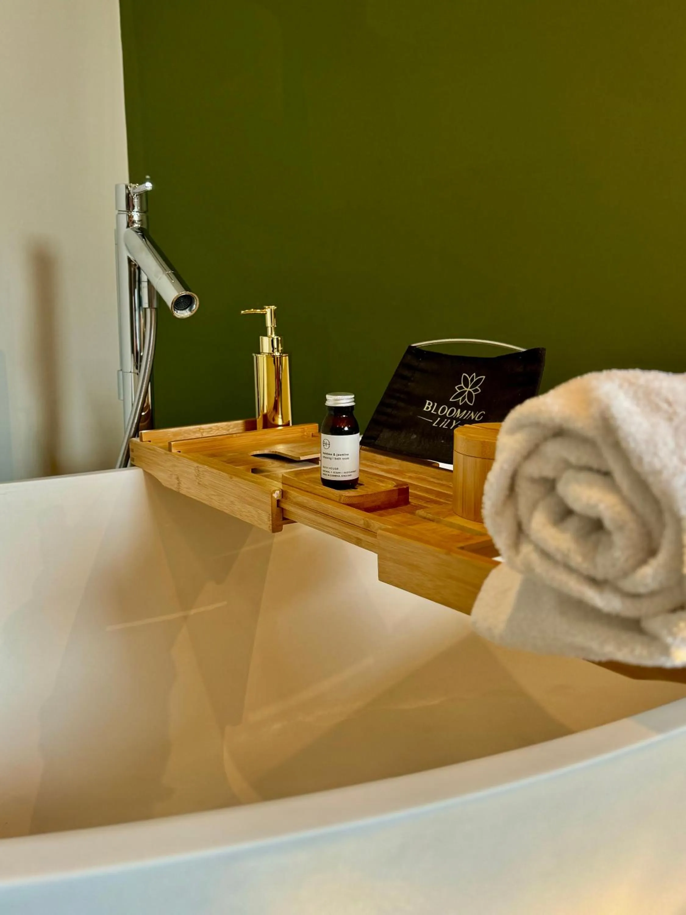 Bath in Quite Simply French