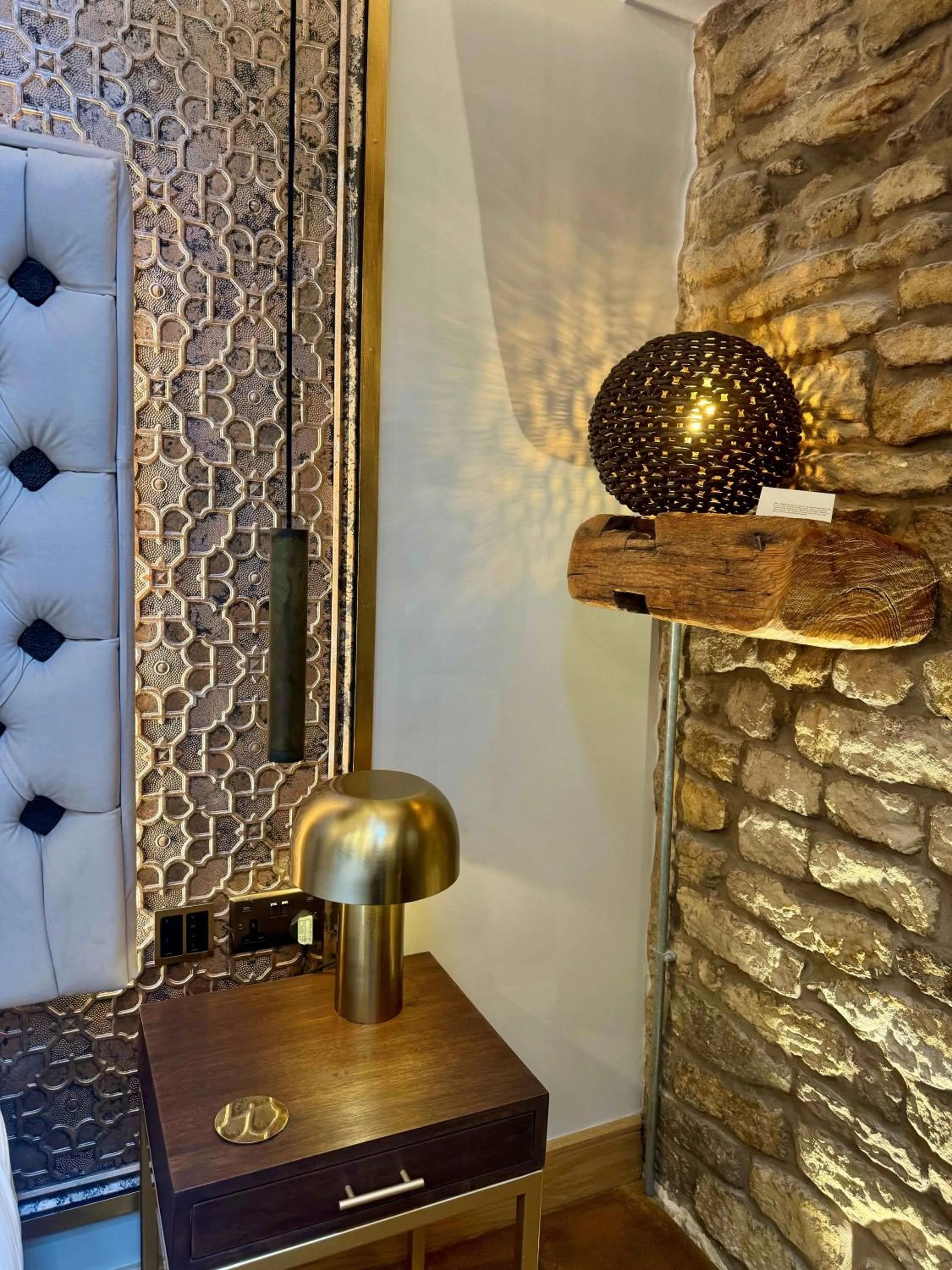 Bedroom in Quite Simply French