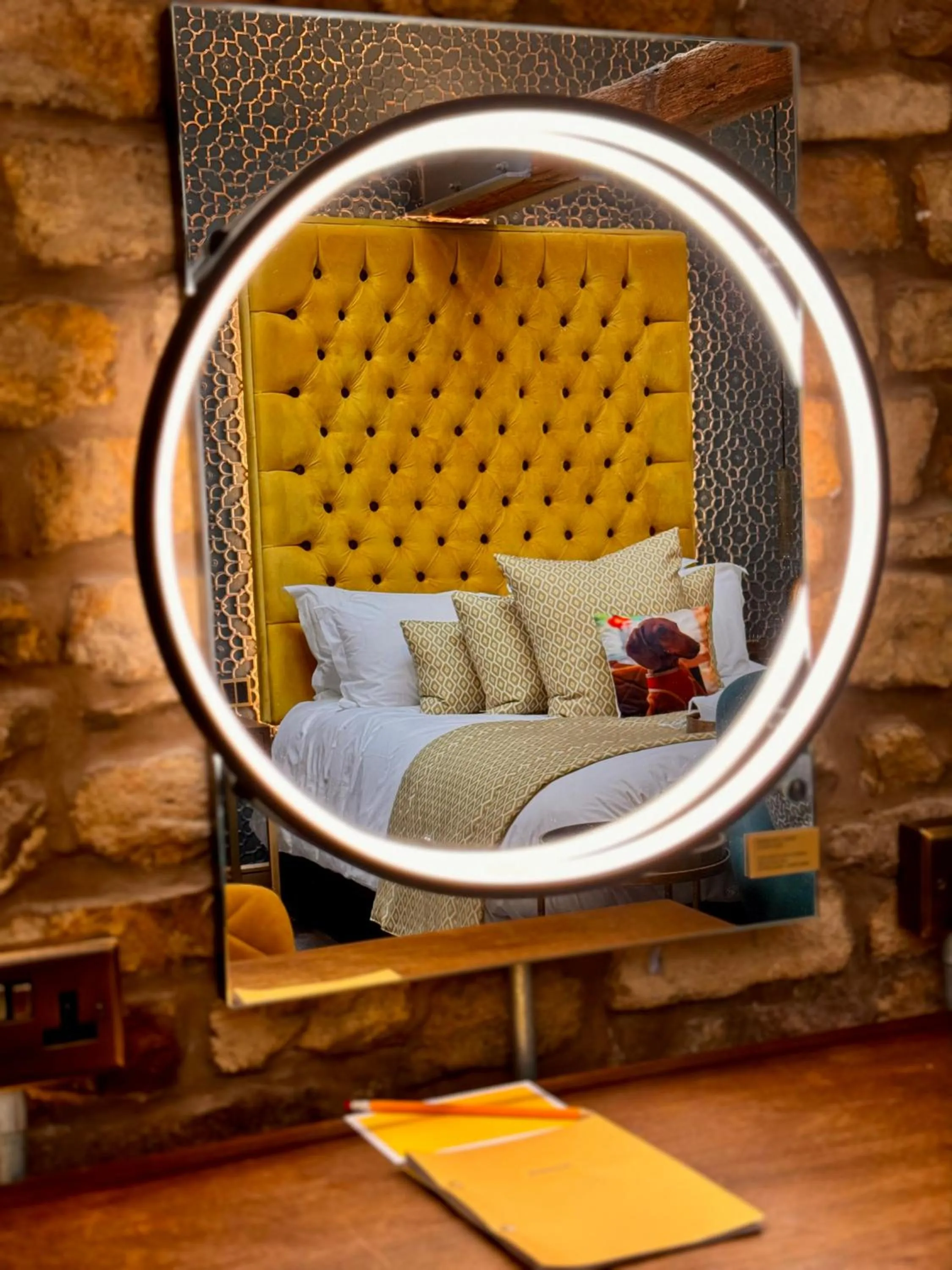 Bedroom in Quite Simply French