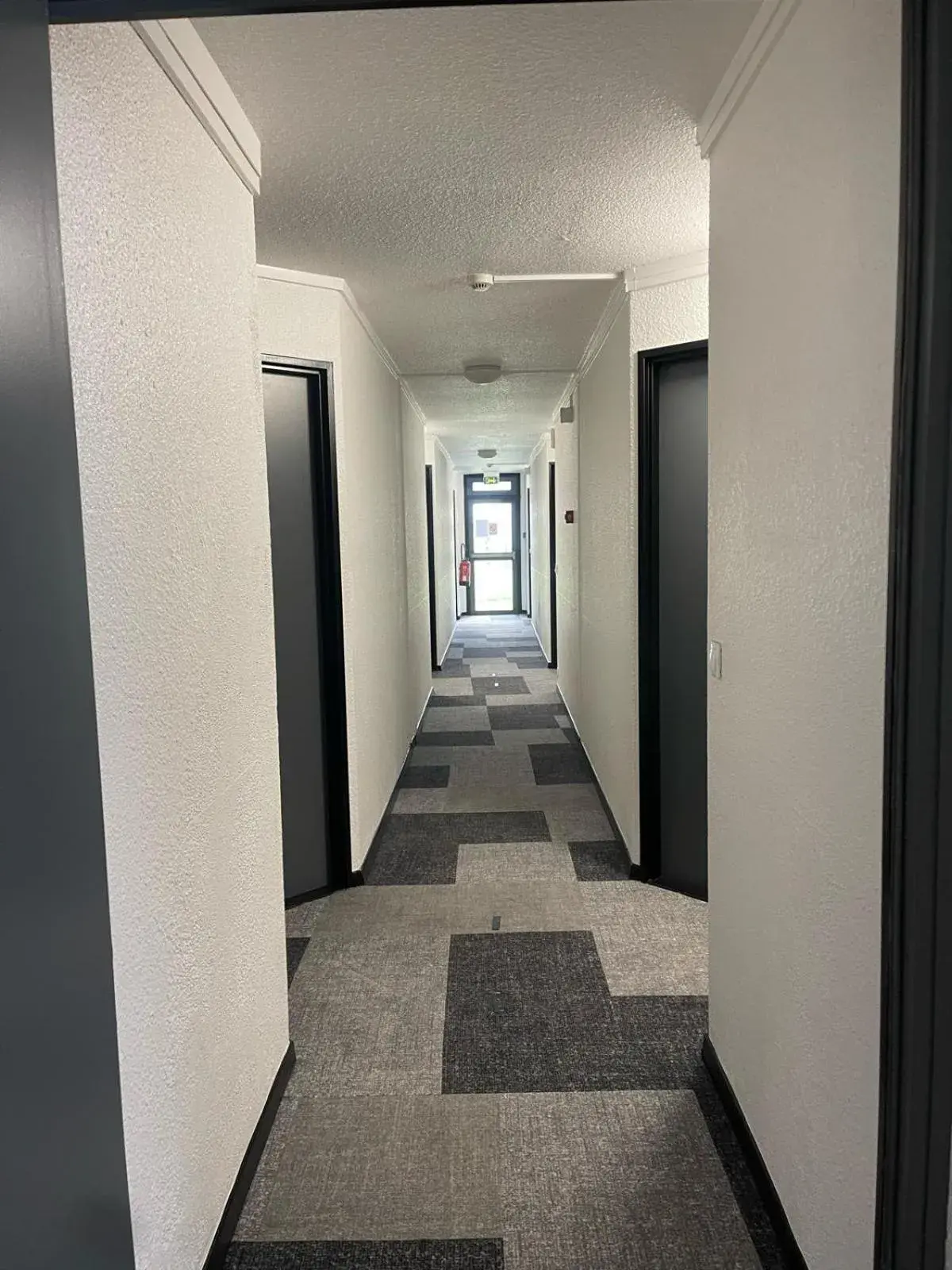 Property building in Kyriad Direct Dreux Property building in Kyriad Direct Dreux