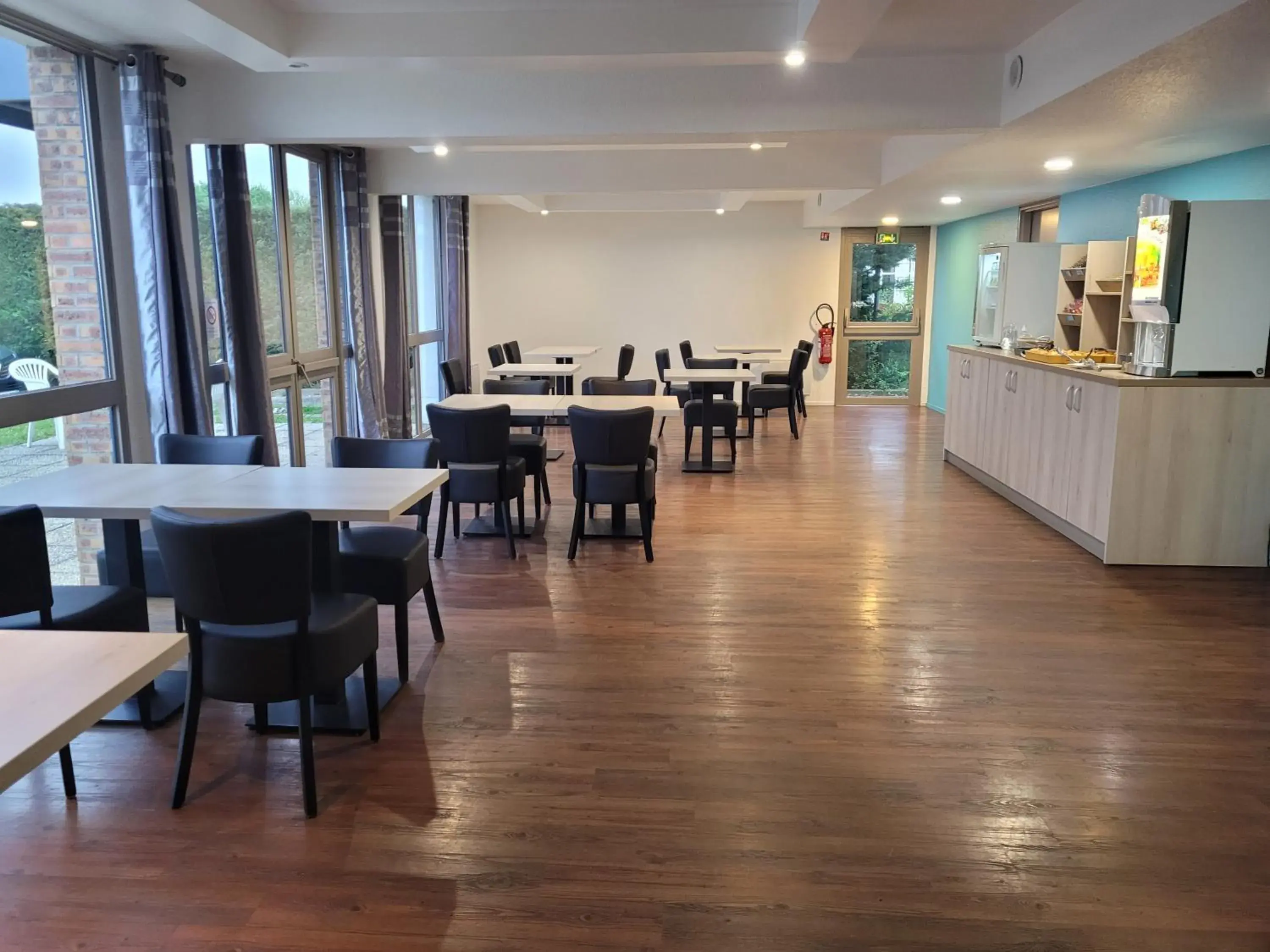 Restaurant/places to eat in Kyriad Direct Dreux Restaurant/places to eat in Kyriad Direct Dreux