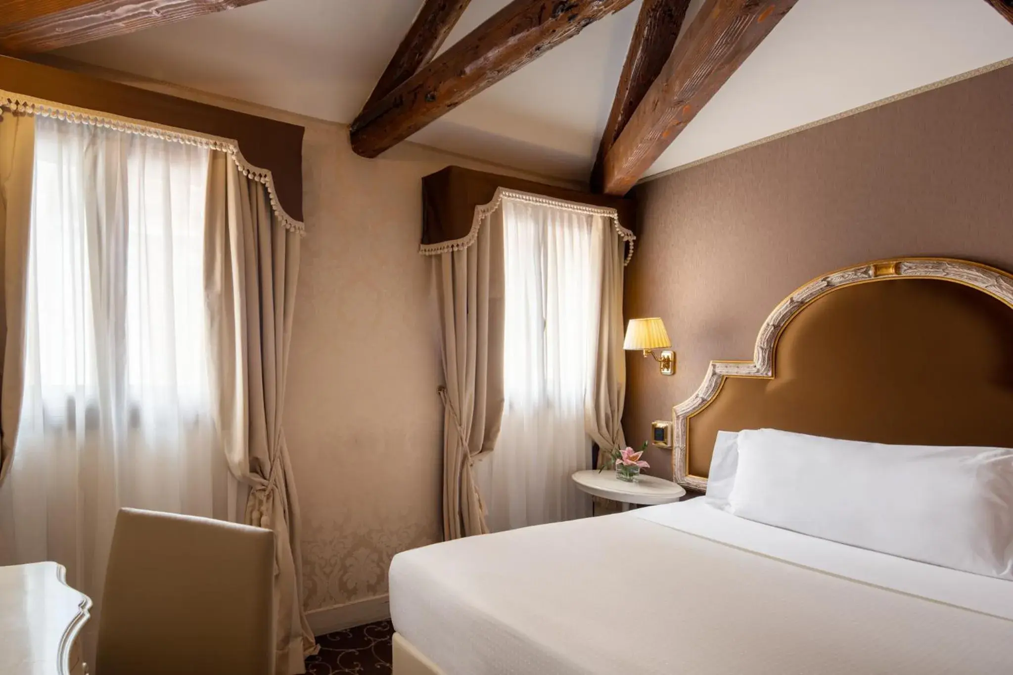 Bed in Residenza Venezia UNA Esperienze Bed in Residenza Venezia UNA Esperienze