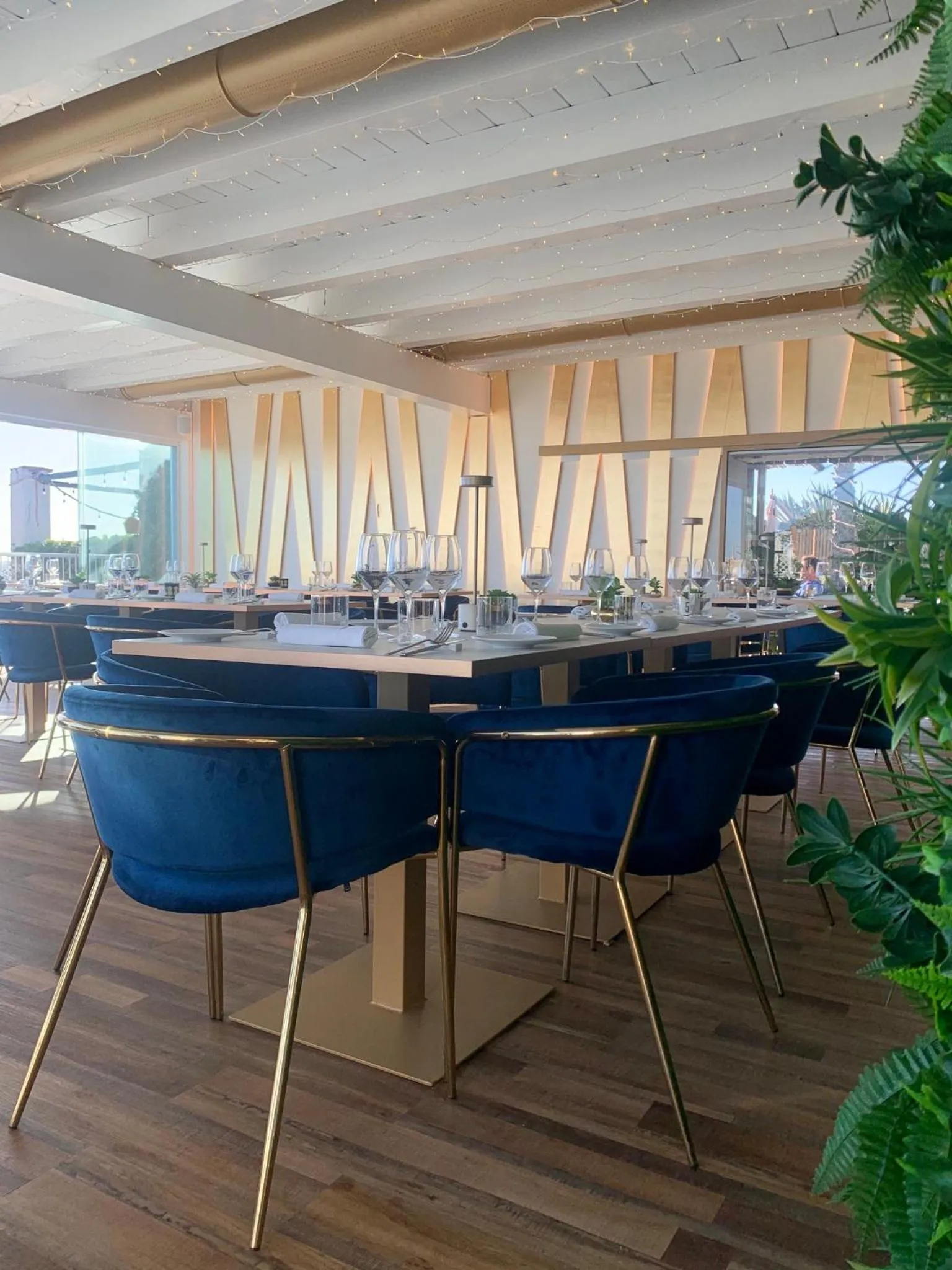 Restaurant/places to eat in RITUAL SUNSET LOVER