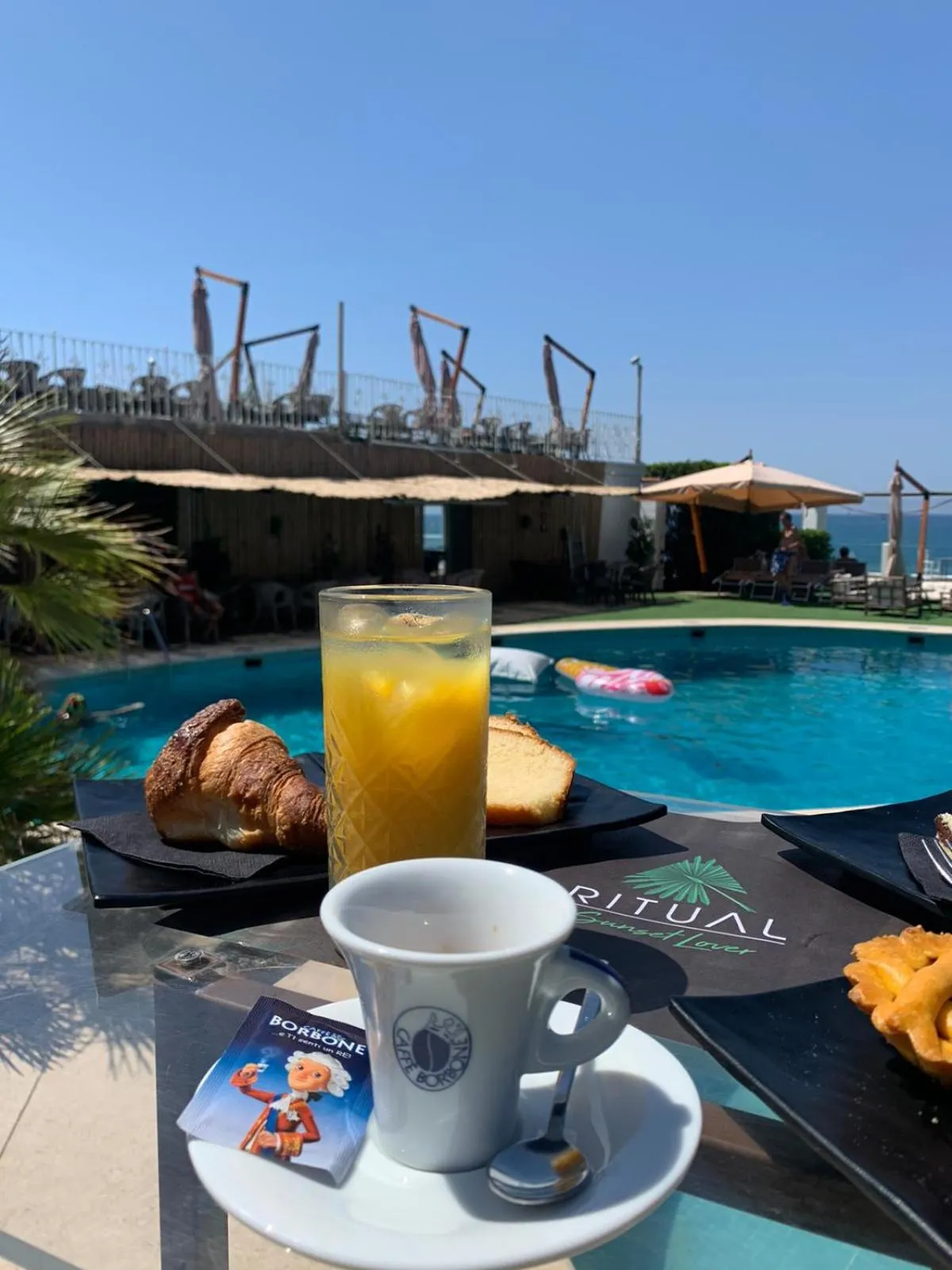 Breakfast in RITUAL SUNSET LOVER