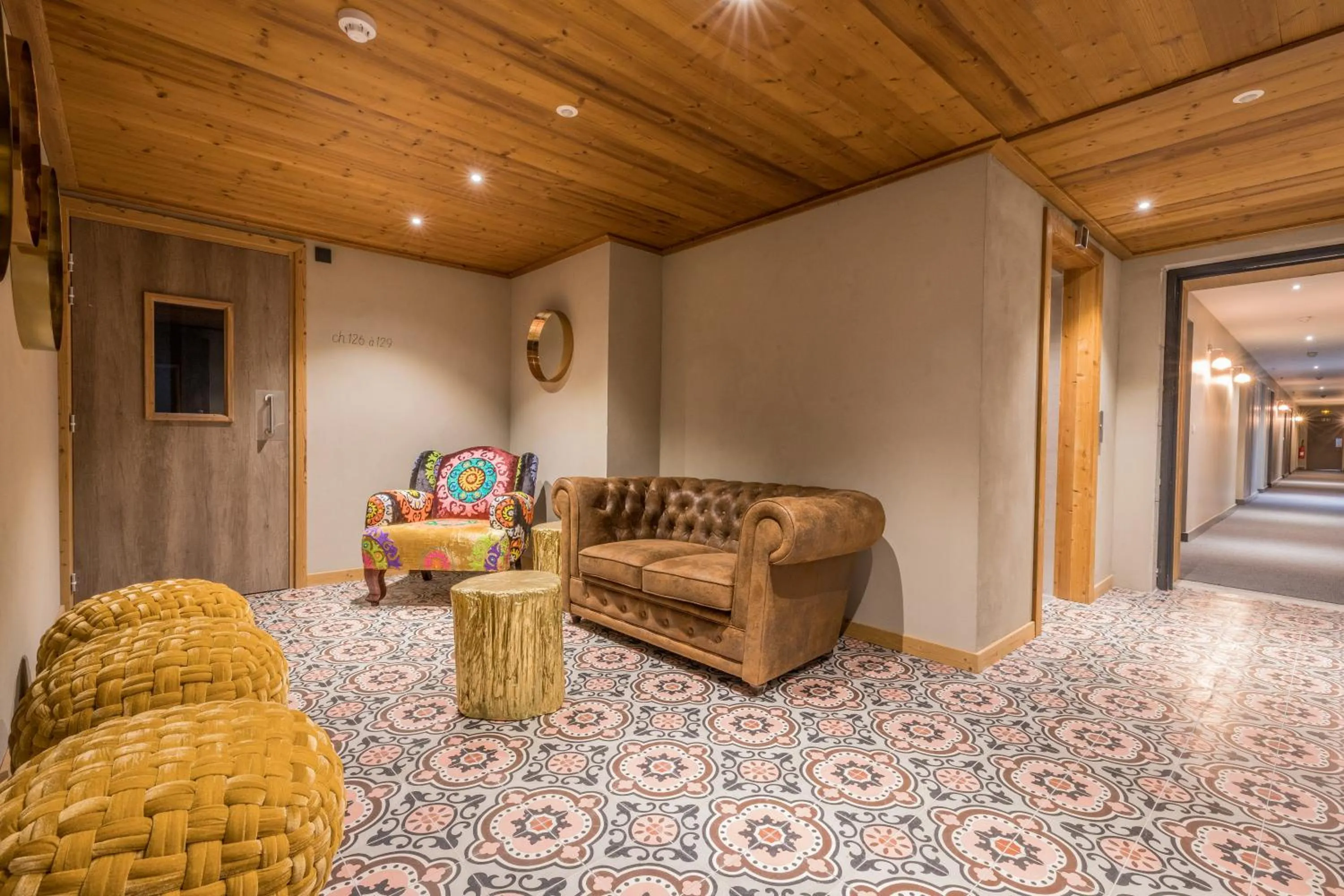 Living room in La Maison Rouge