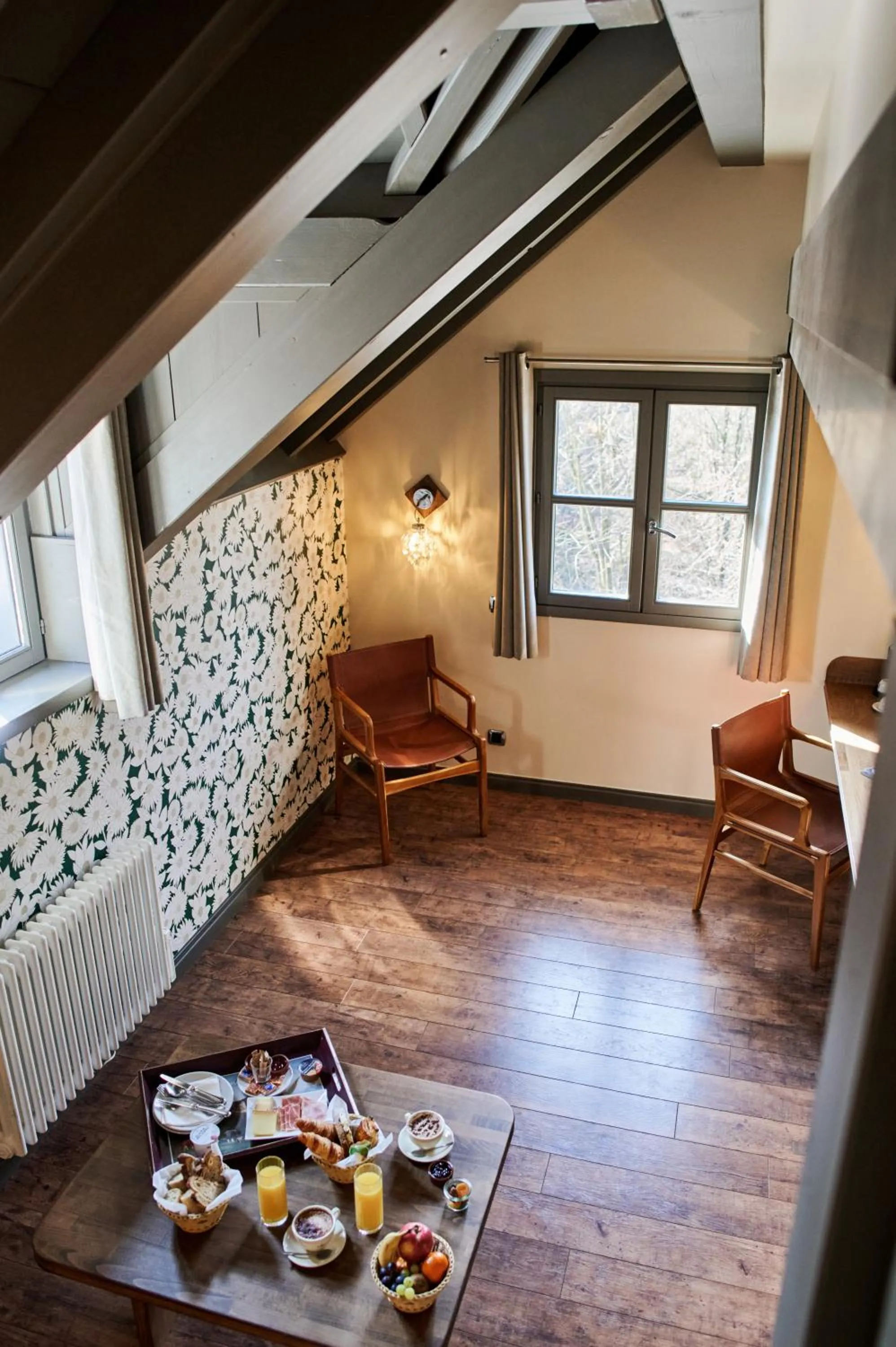 Living room in La Maison Rouge