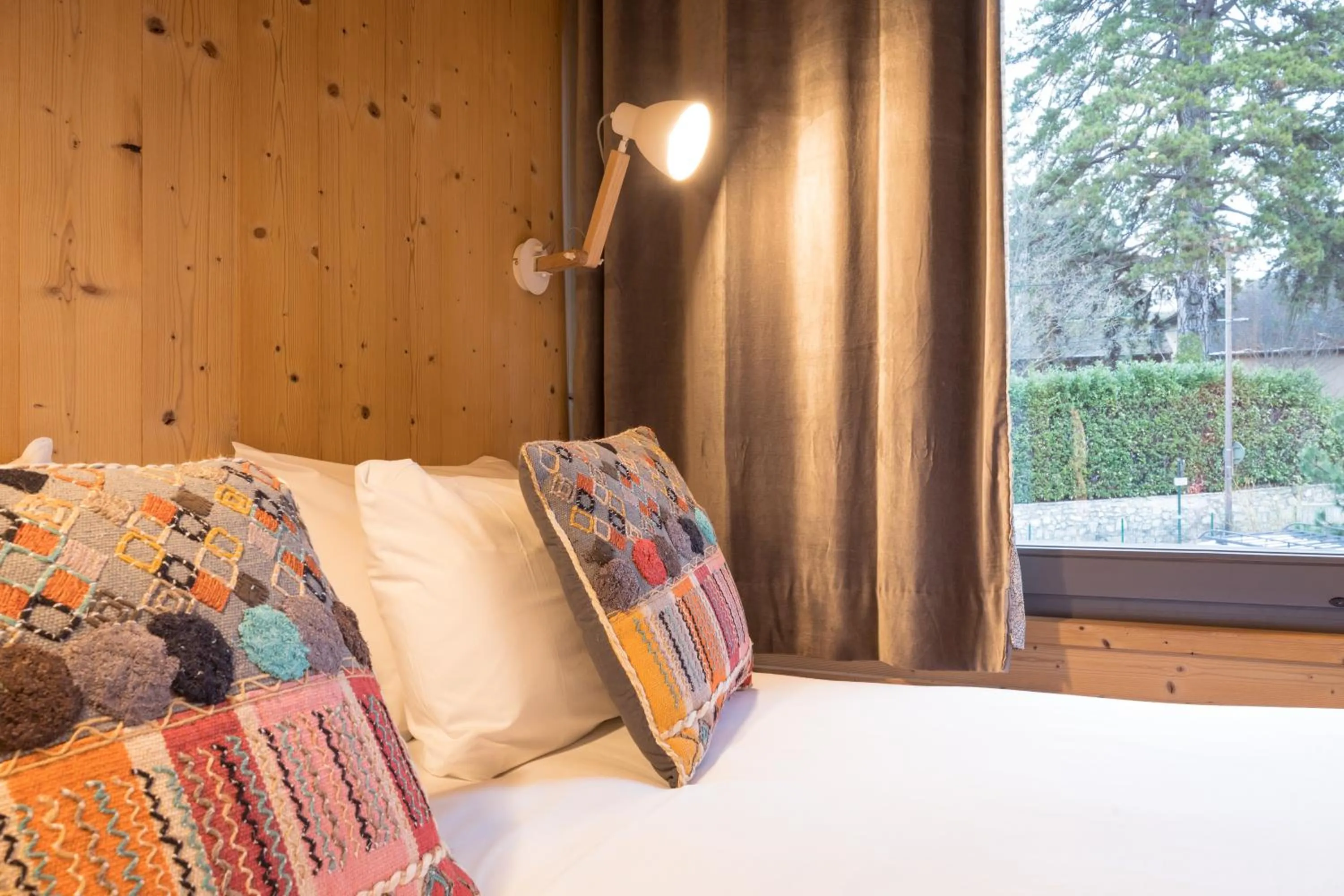 Bed in La Maison Rouge