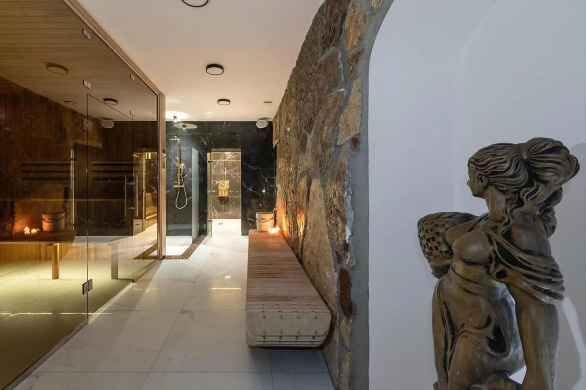 Sauna in Tarnovsky Hotel, Resort & SPA