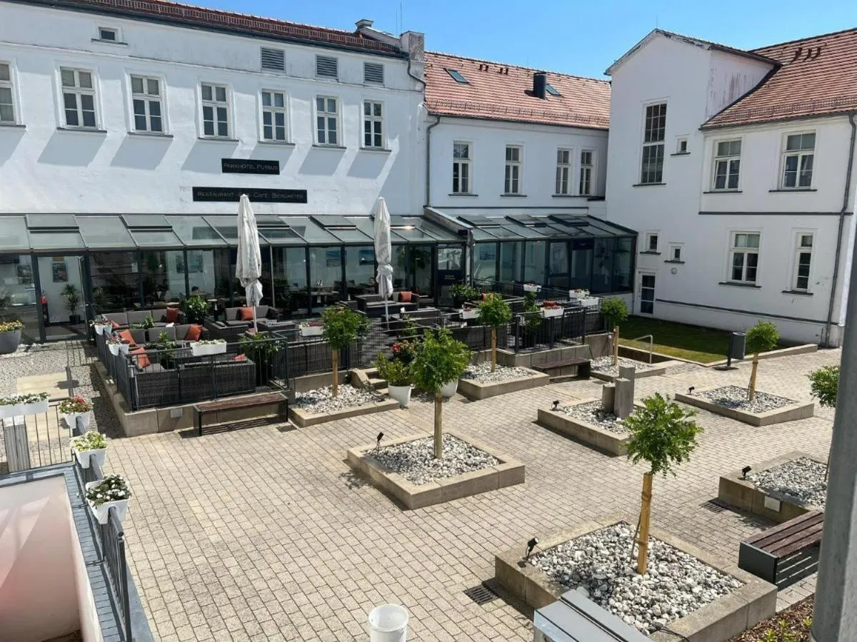 Facade/entrance in Parkhotel Putbus Superior International