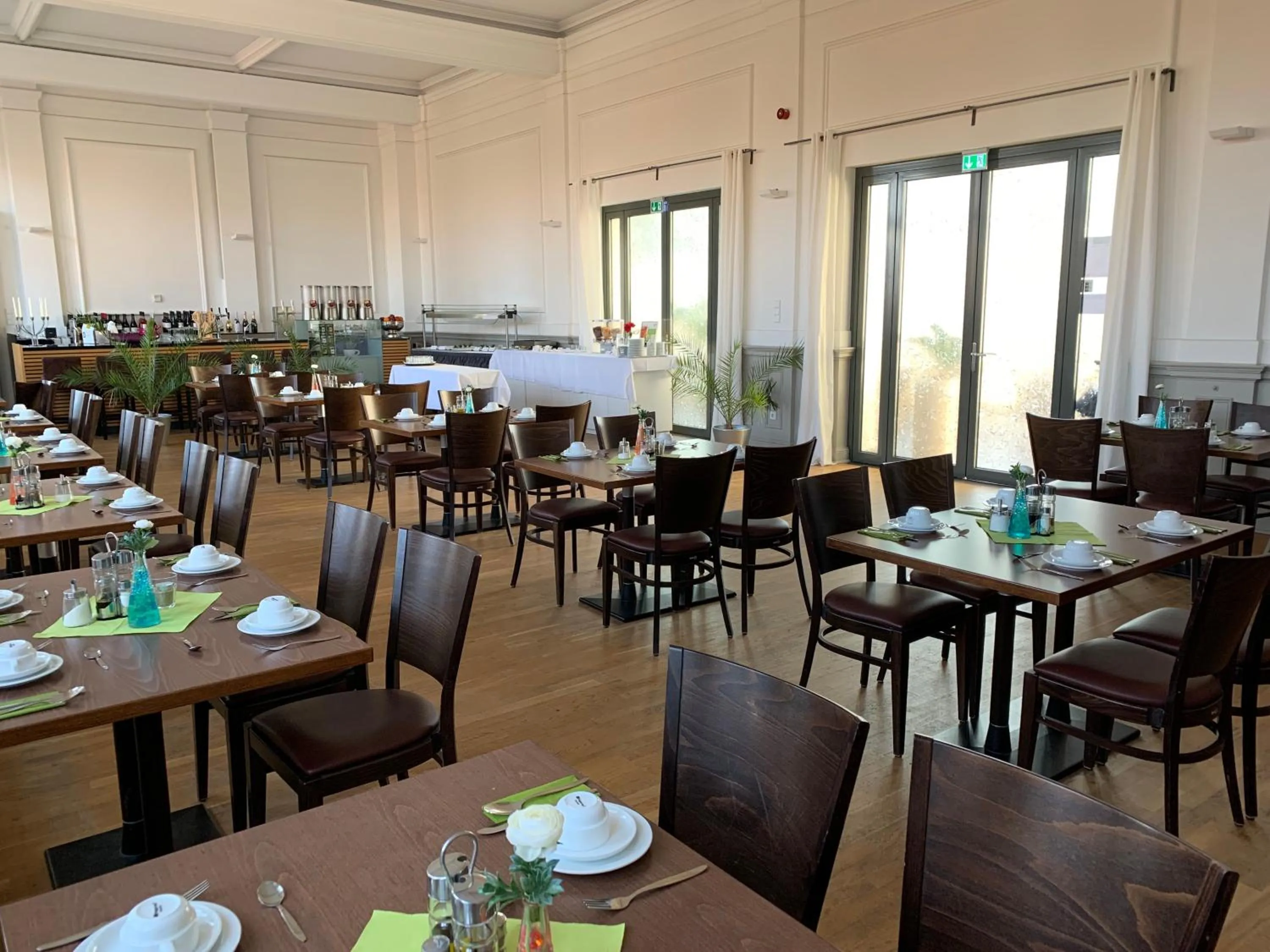 Restaurant/places to eat in Parkhotel Putbus Superior International
