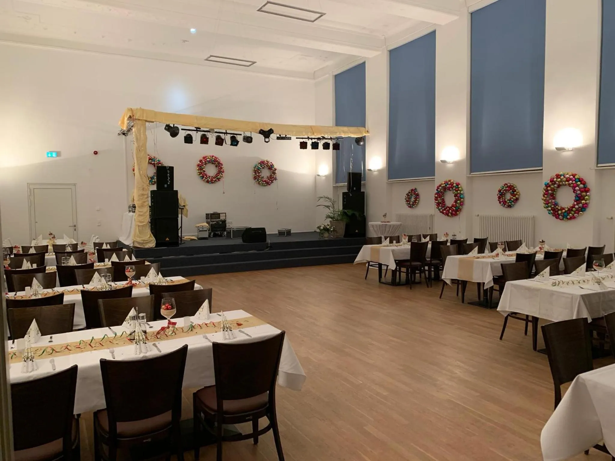 Restaurant/places to eat in Parkhotel Putbus Superior International