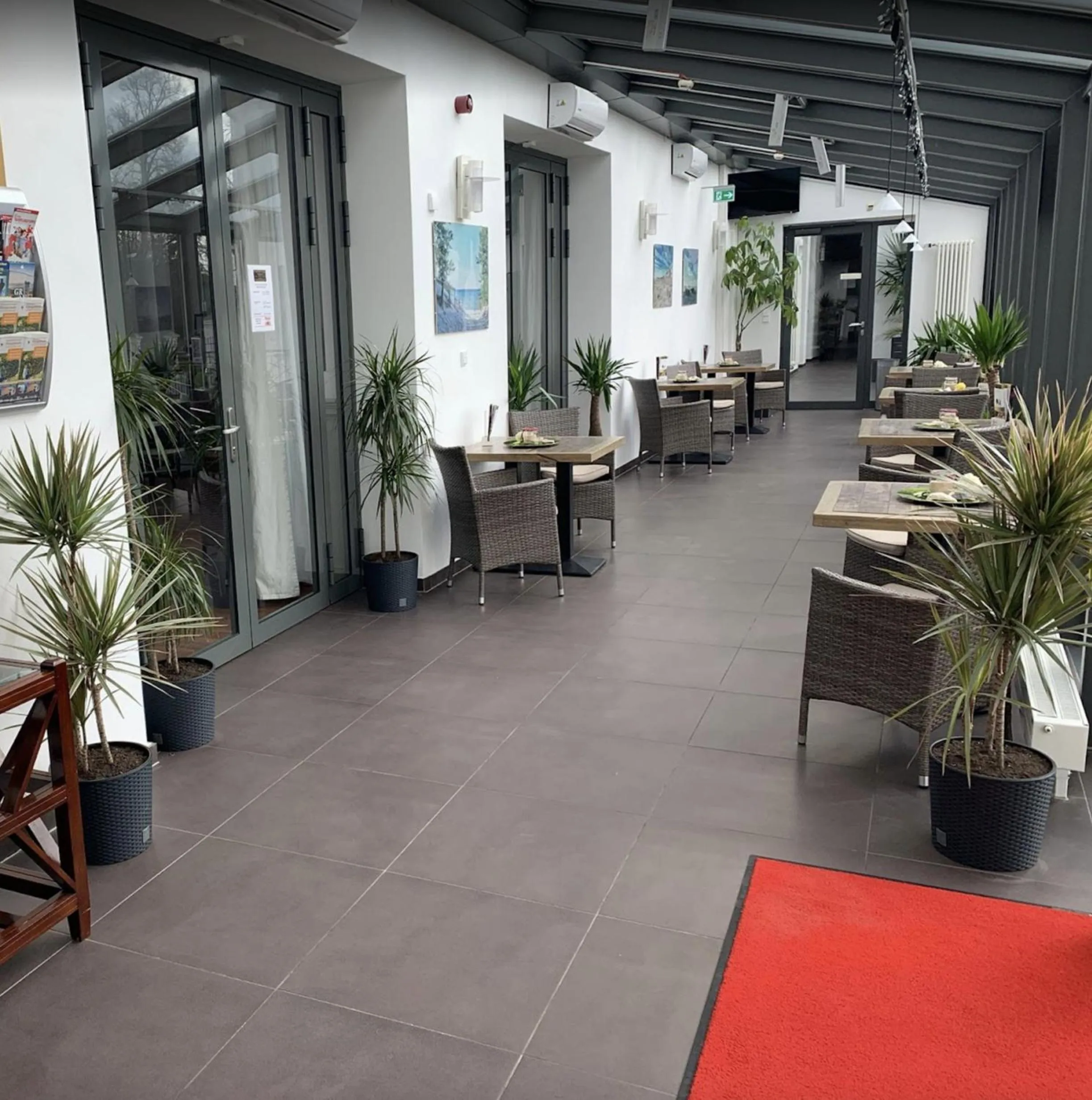 Restaurant/places to eat in Parkhotel Putbus Superior International