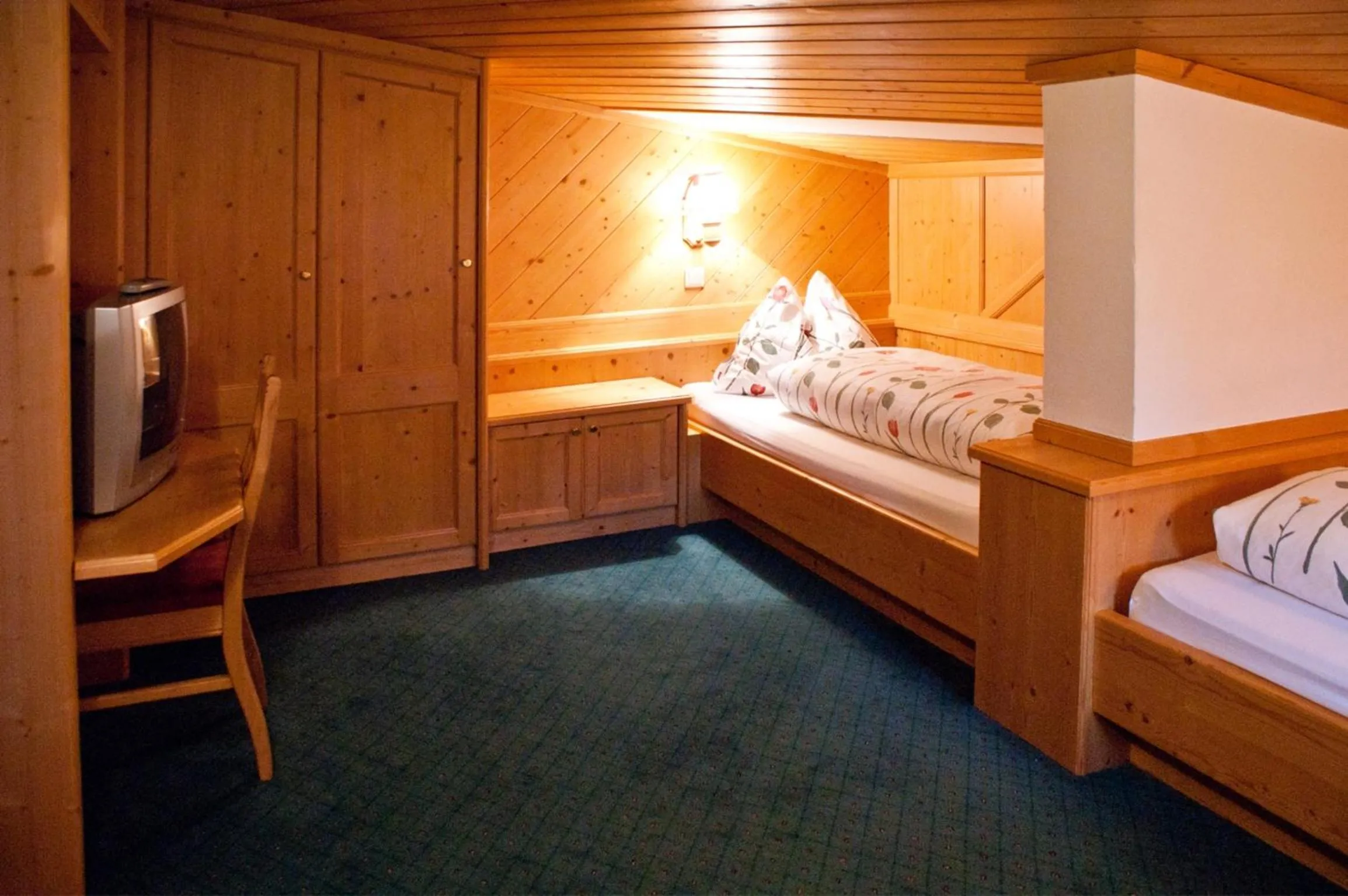 Bedroom in Hotel-Gasthof "Zur Mühle"