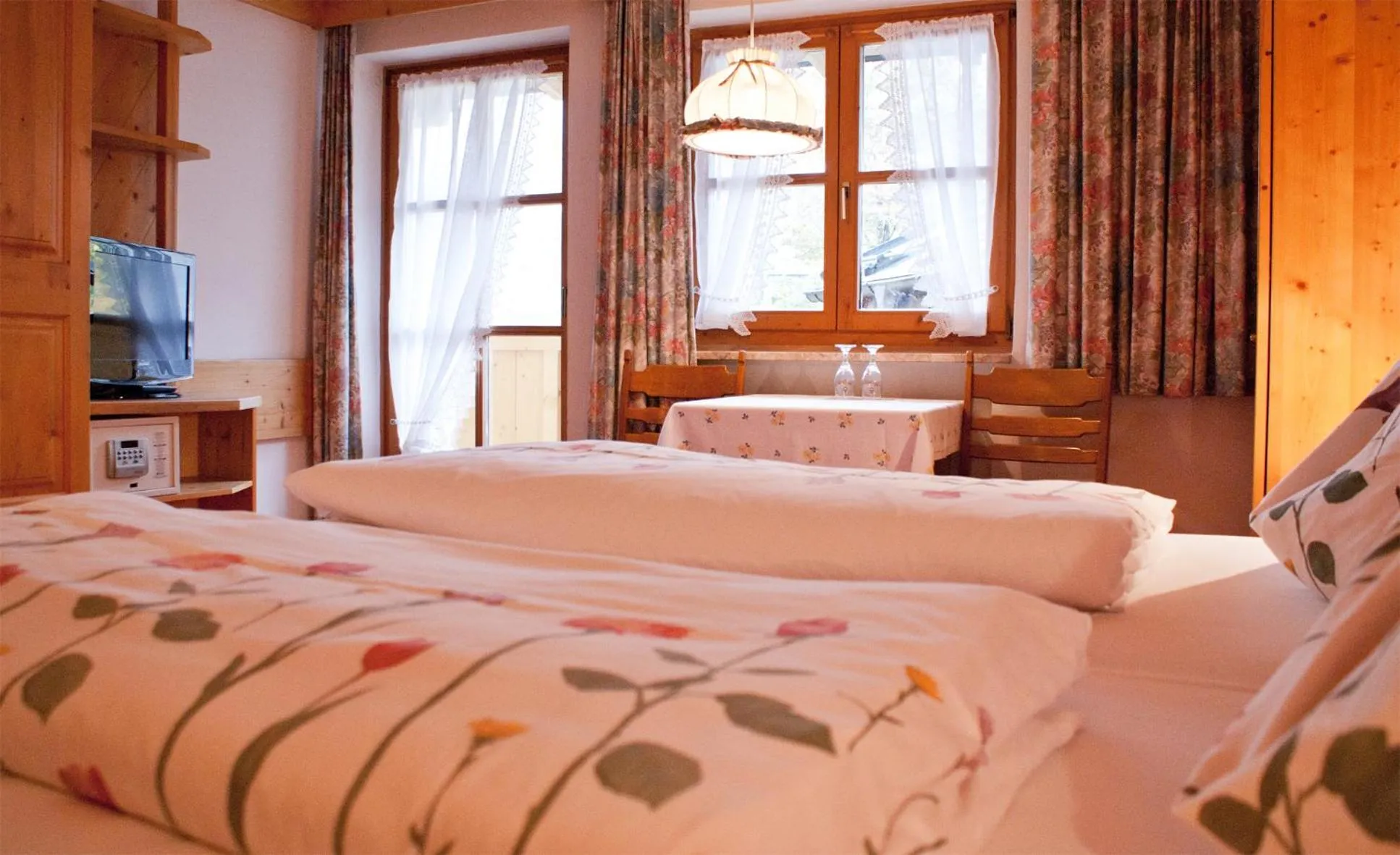 Bedroom in Hotel-Gasthof "Zur Mühle"