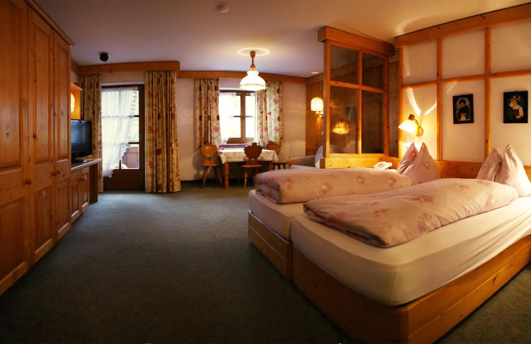 Bedroom in Hotel-Gasthof "Zur Mühle"