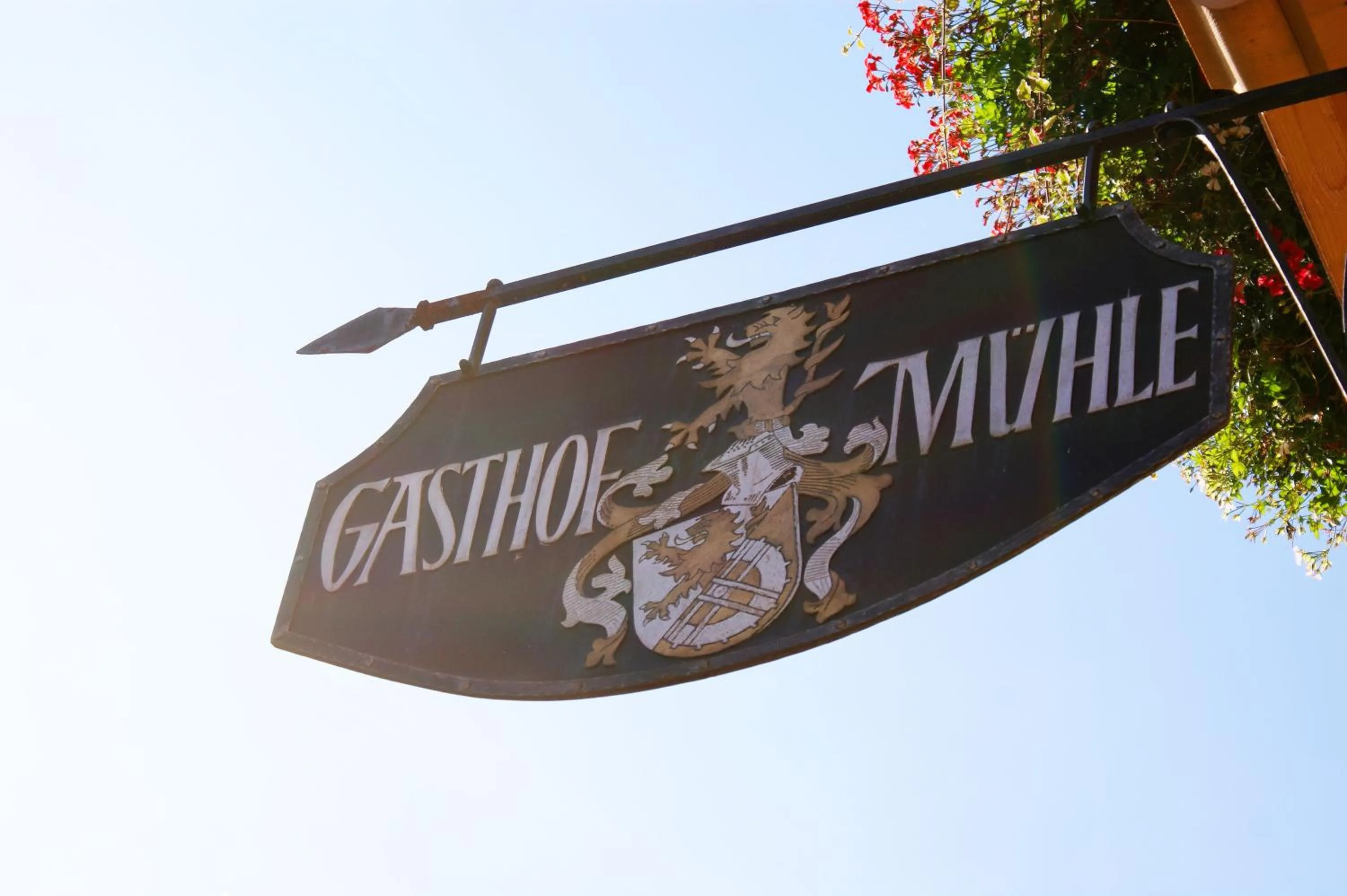 Facade/entrance in Hotel-Gasthof "Zur Mühle"