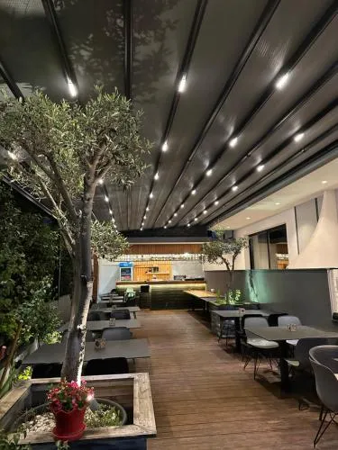 Hotel Utopia