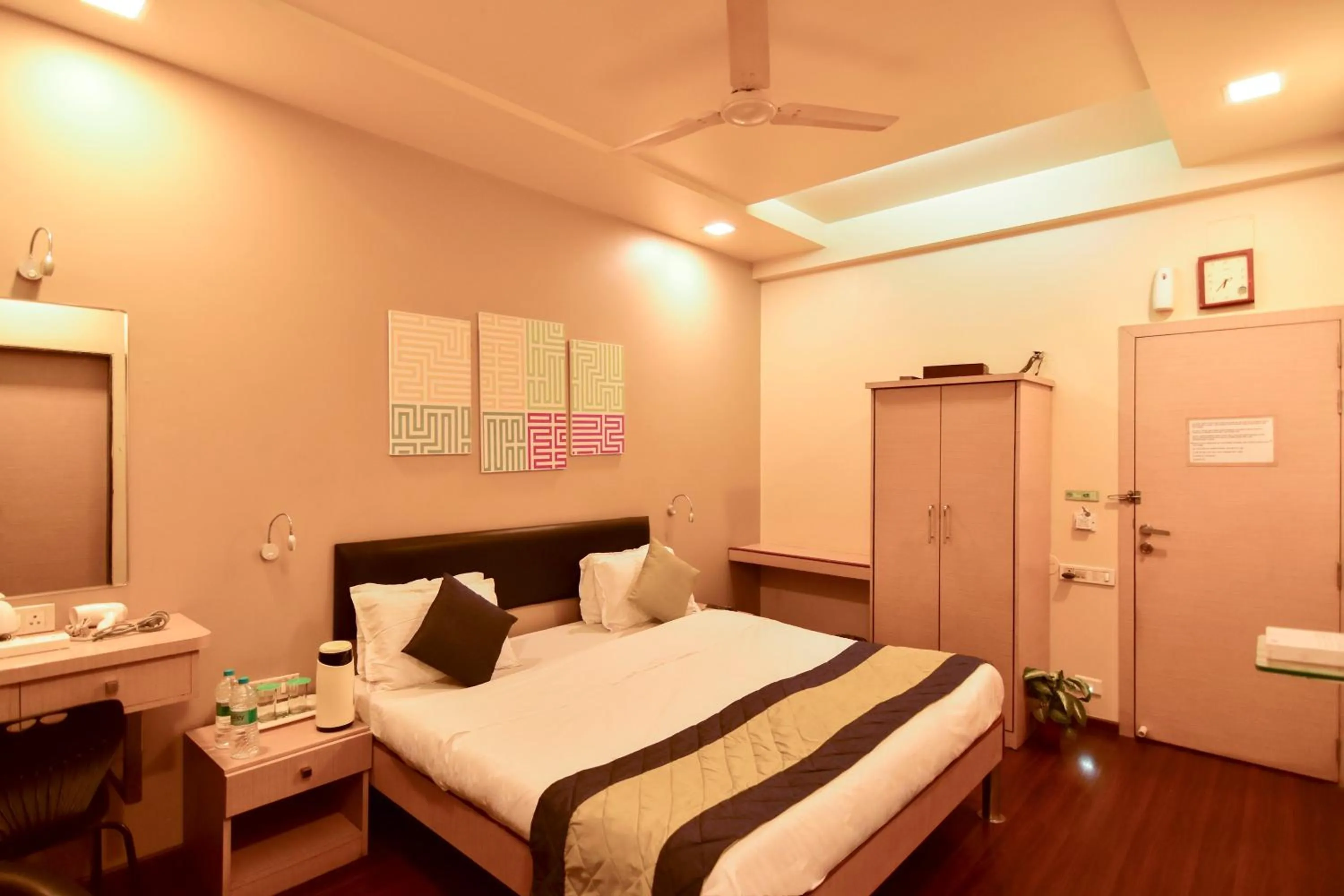 Bed in MY Bizz Hotel Sapna