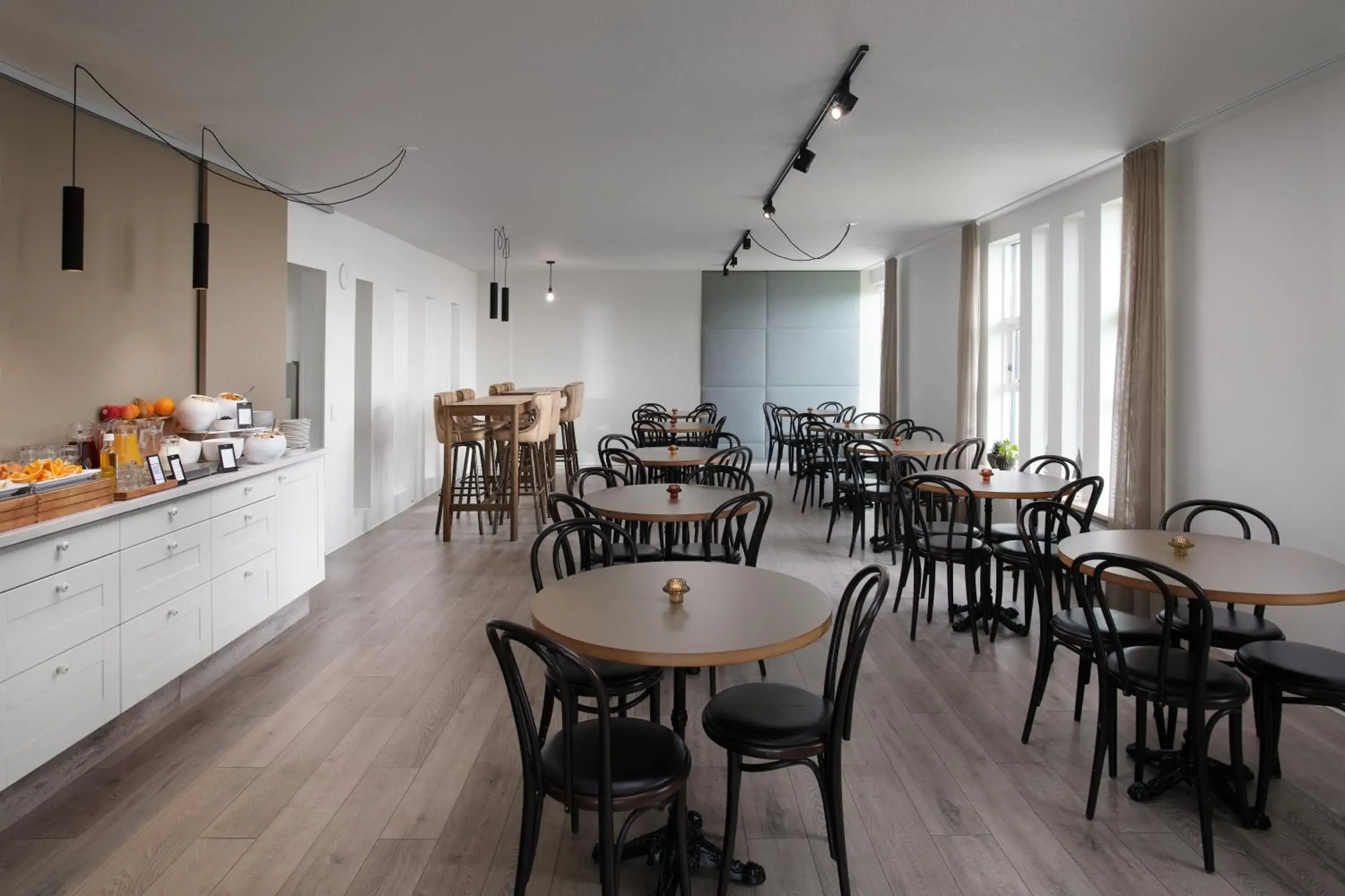 Breakfast in Höfn - Berjaya Iceland Hotels Breakfast in Höfn - Berjaya Iceland Hotels