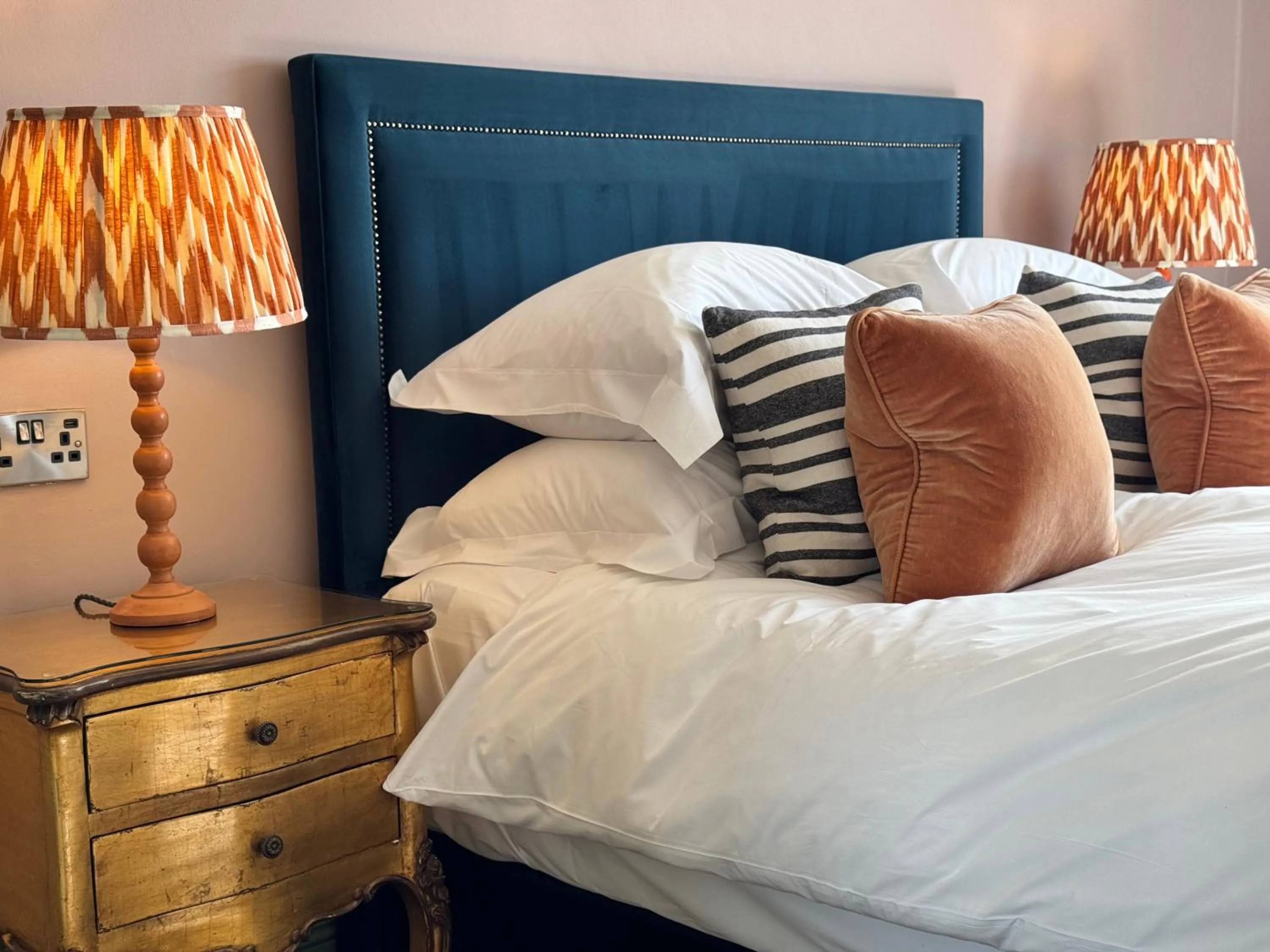 Bedroom, Bed in East Beach Guest House