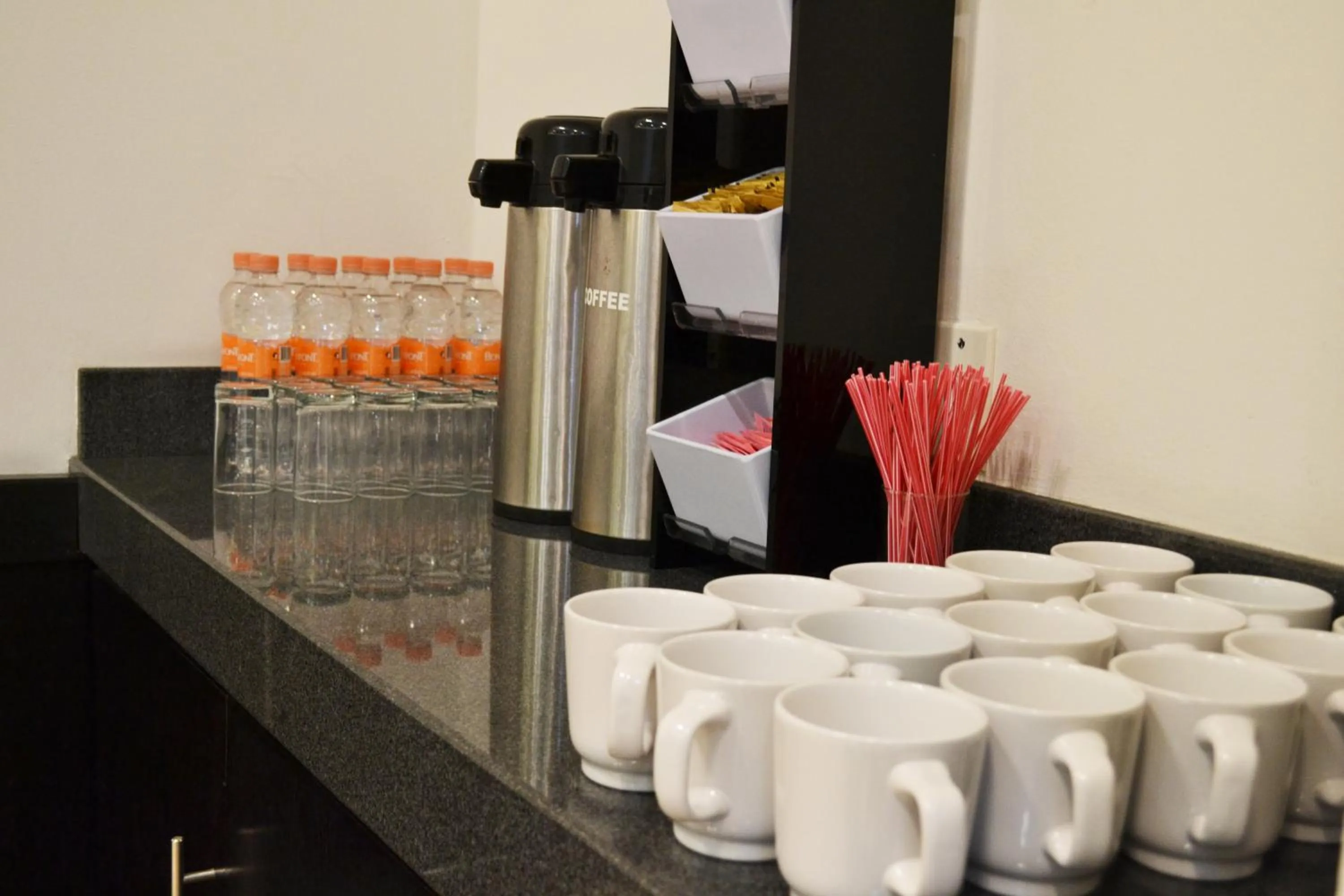 Meeting/conference room in Holiday Inn Express Guaymas by IHG