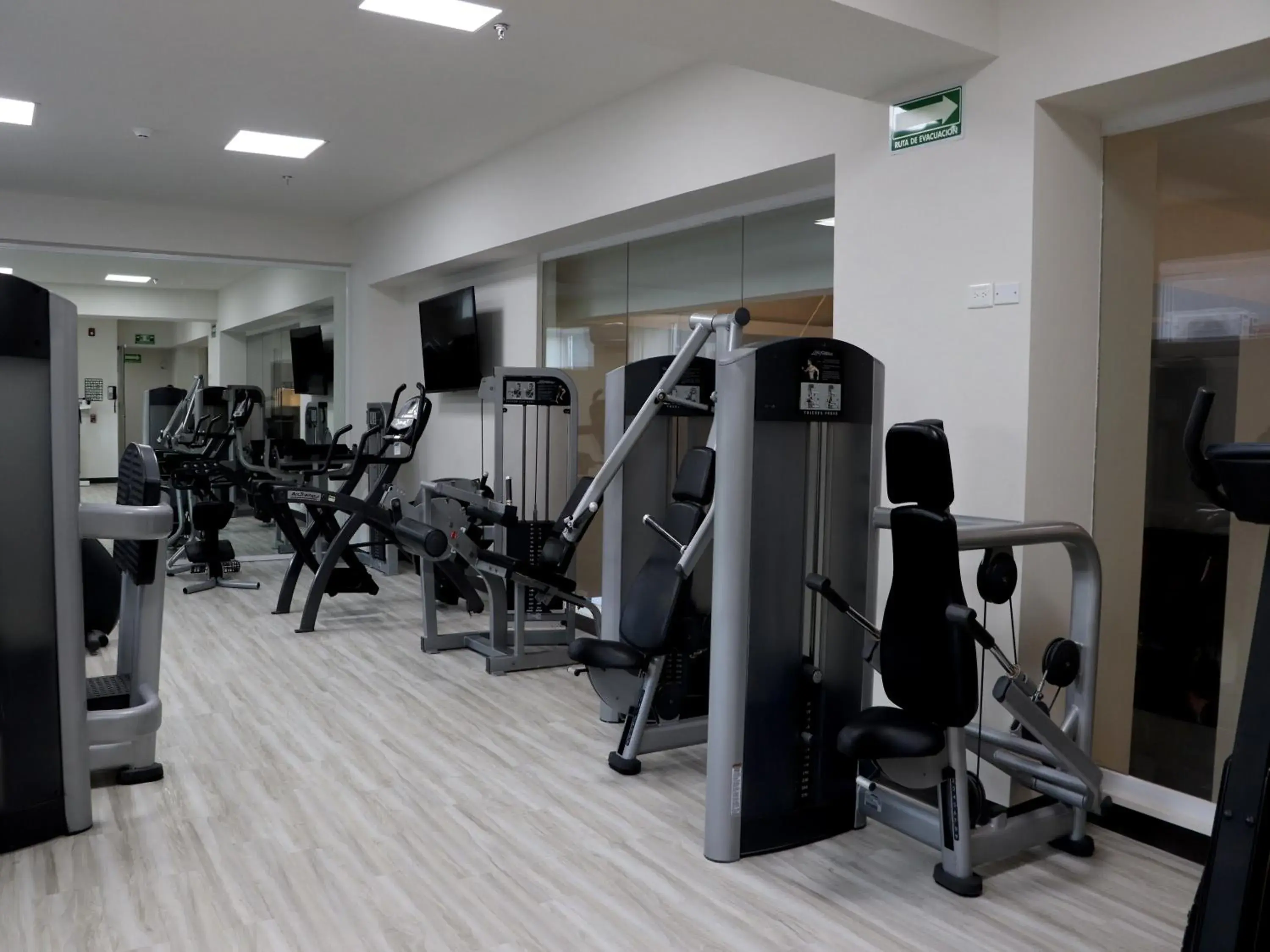 Fitness centre/facilities in Holiday Inn Express Guaymas by IHG Fitness centre/facilities in Holiday Inn Express Guaymas by IHG
