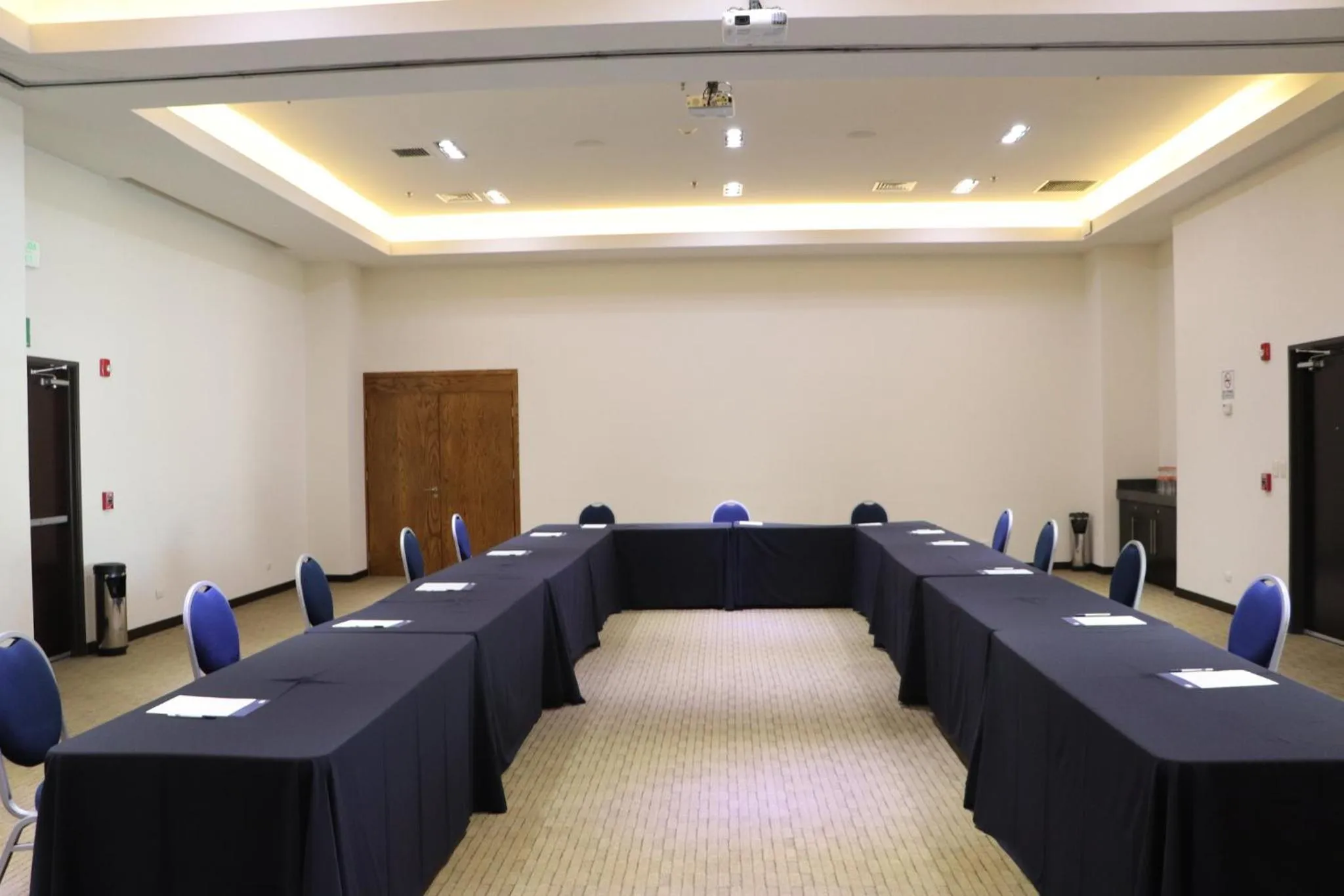 Meeting/conference room in Holiday Inn Express Guaymas by IHG