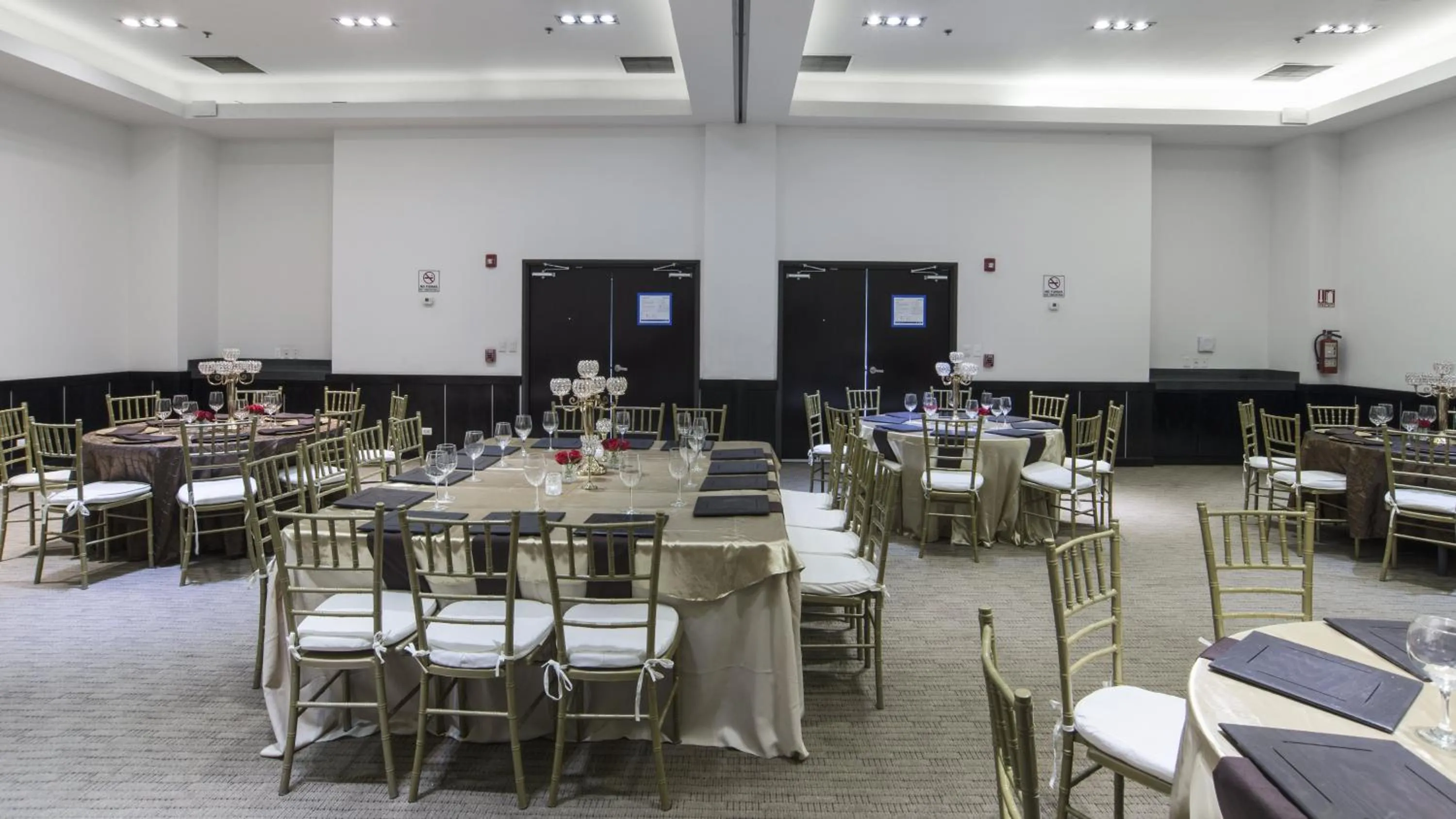 Banquet/Function facilities in Holiday Inn Express Guaymas by IHG