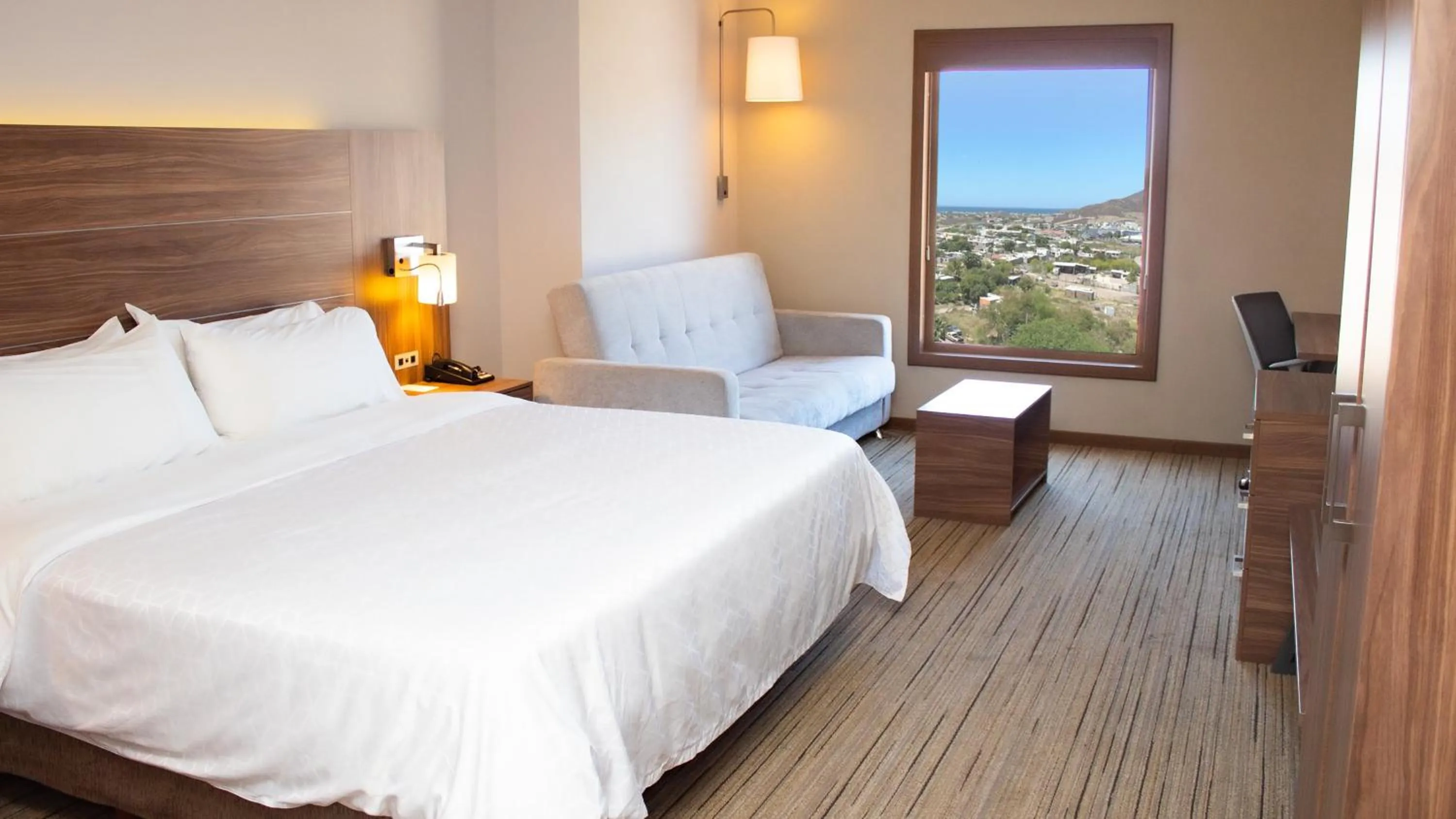 Photo of the whole room, Bed in Holiday Inn Express Guaymas by IHG