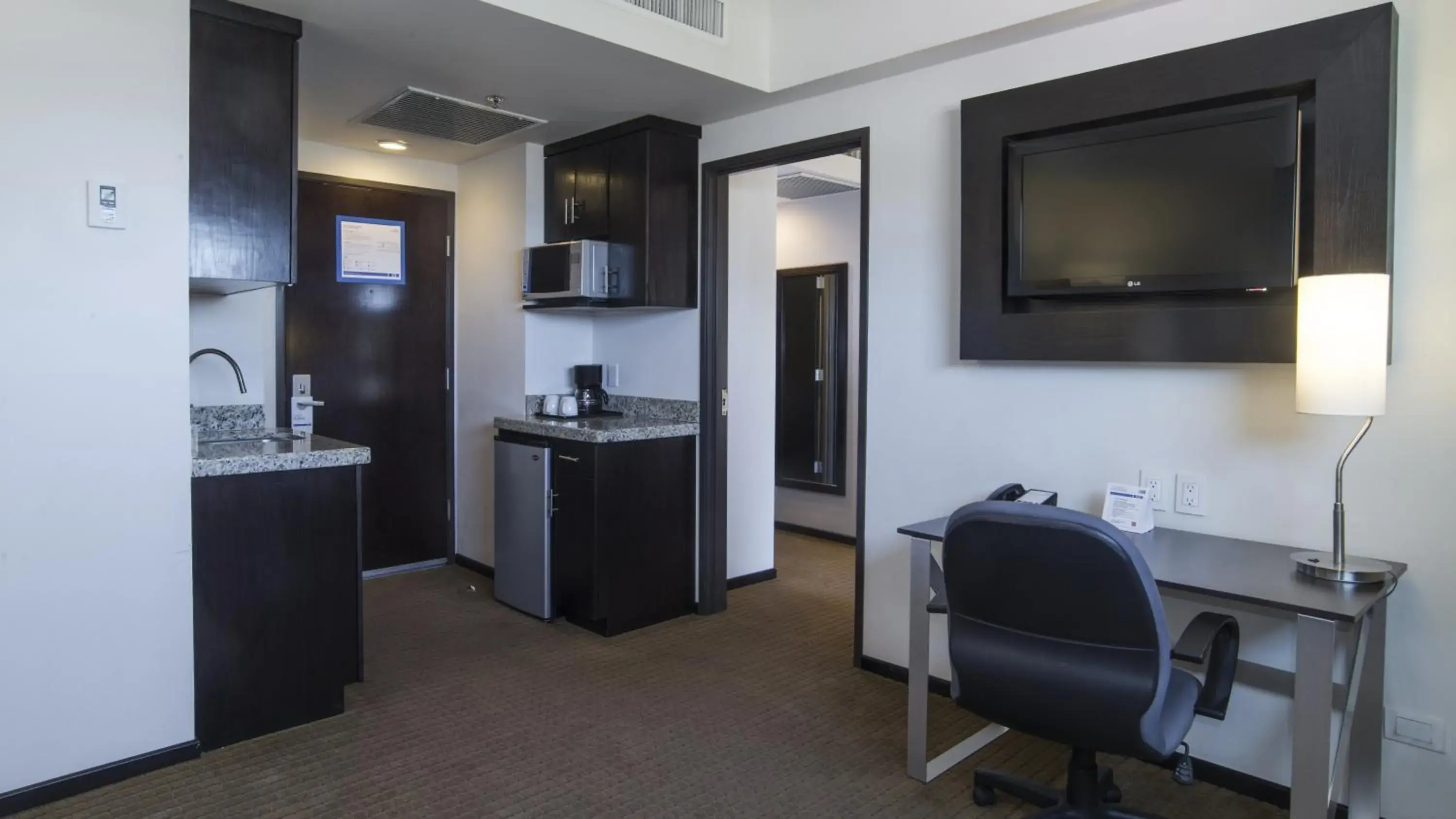 Photo of the whole room in Holiday Inn Express Guaymas by IHG Photo of the whole room in Holiday Inn Express Guaymas by IHG