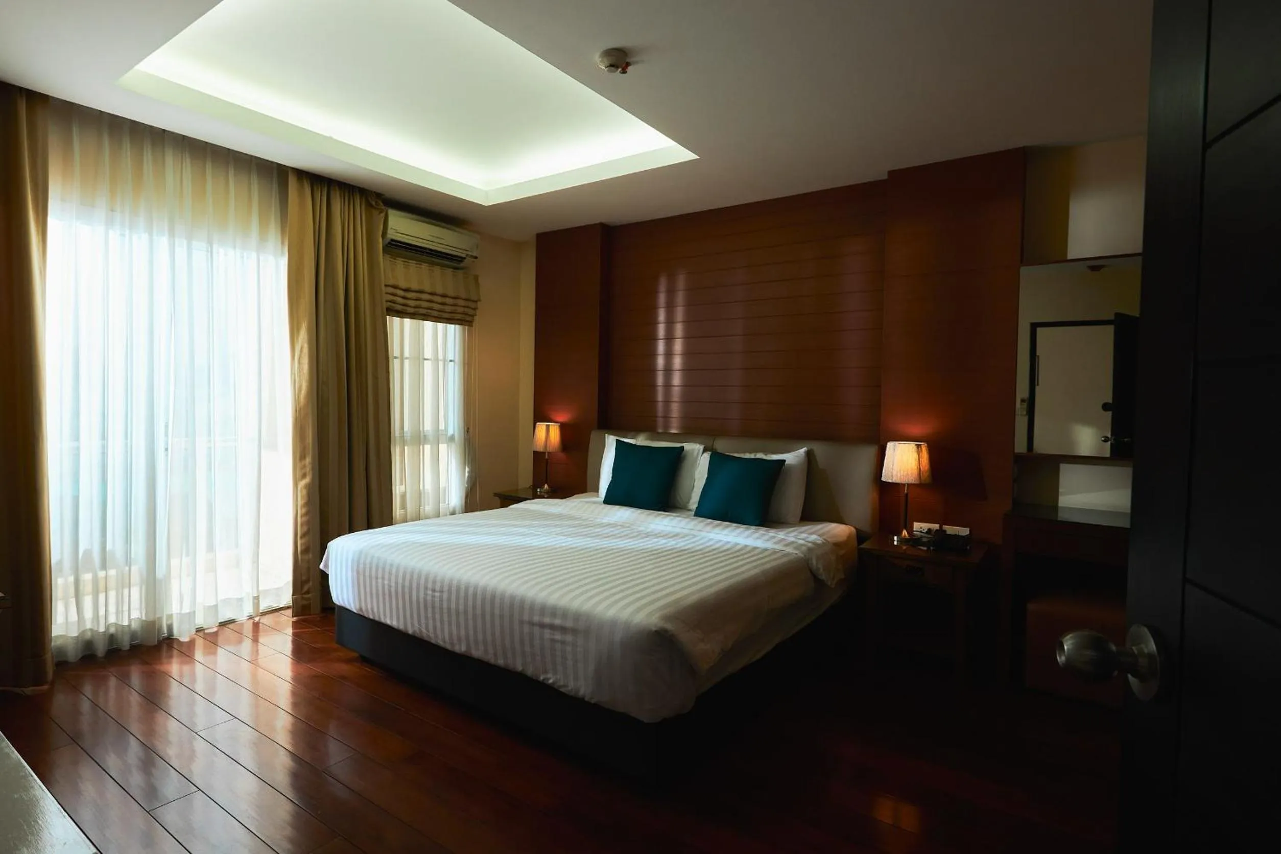 Bed in 42Grand Residence