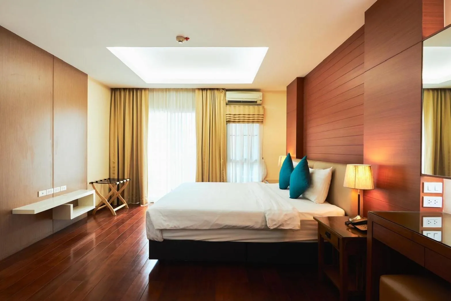 Bed in 42Grand Residence