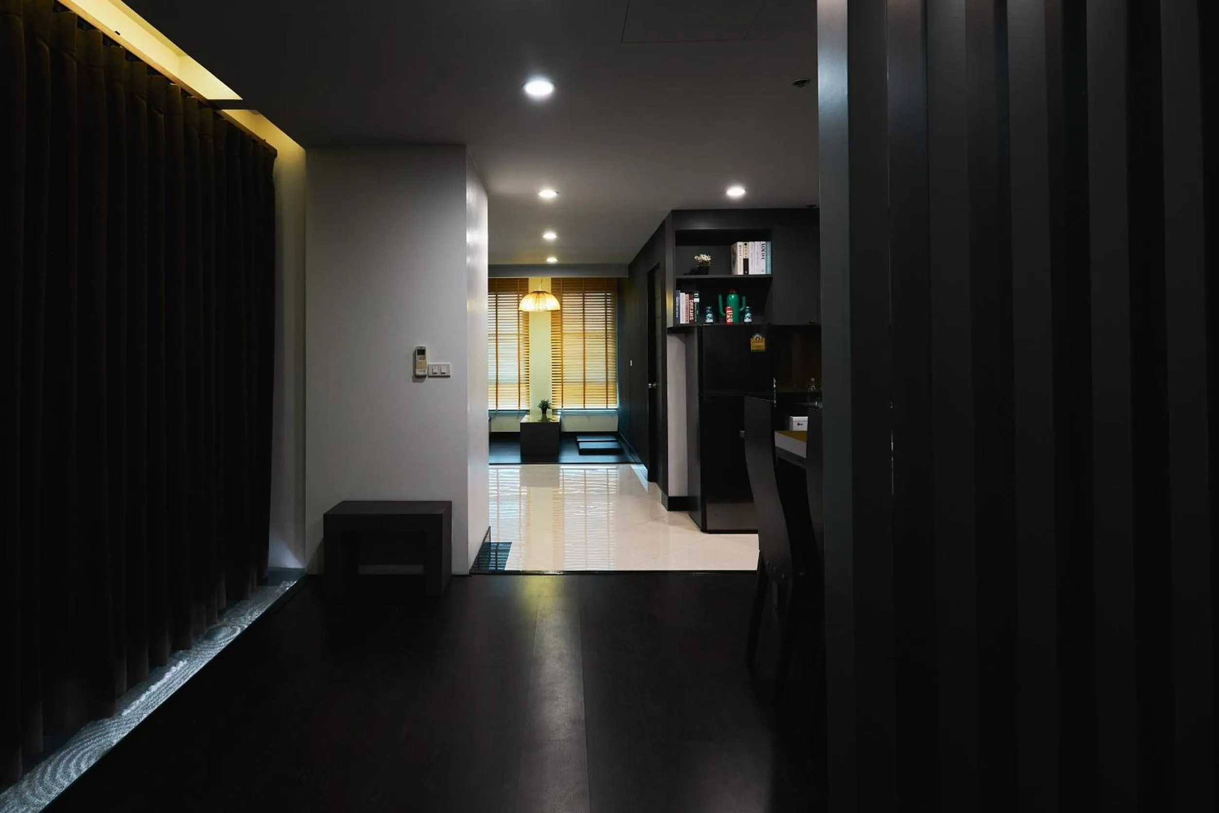 Photo of the whole room in 42Grand Residence