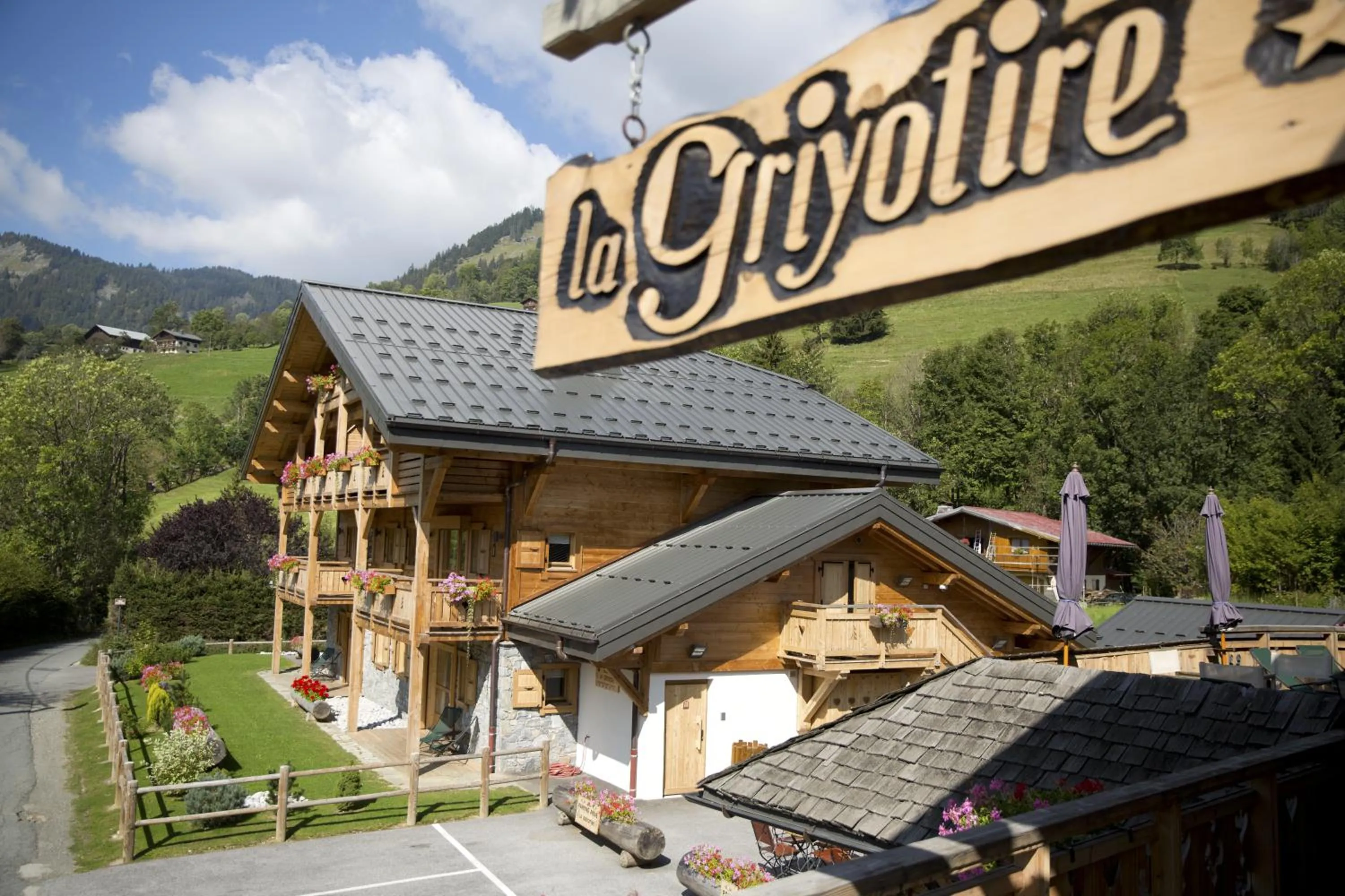 Facade/entrance in Les Chalets de La Griyotire