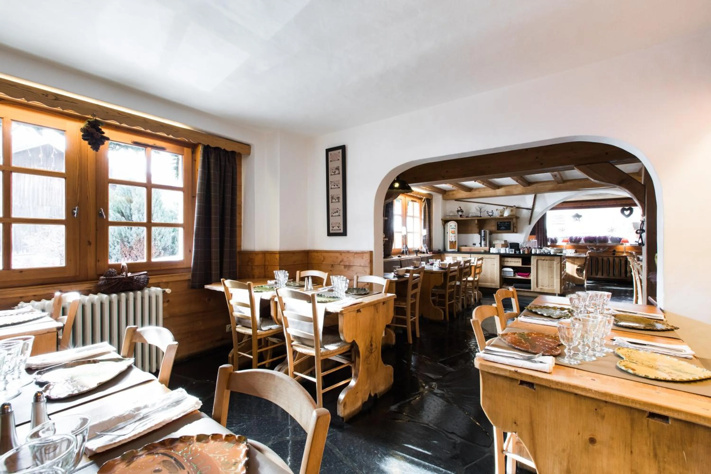 Restaurant/places to eat in Les Chalets de La Griyotire