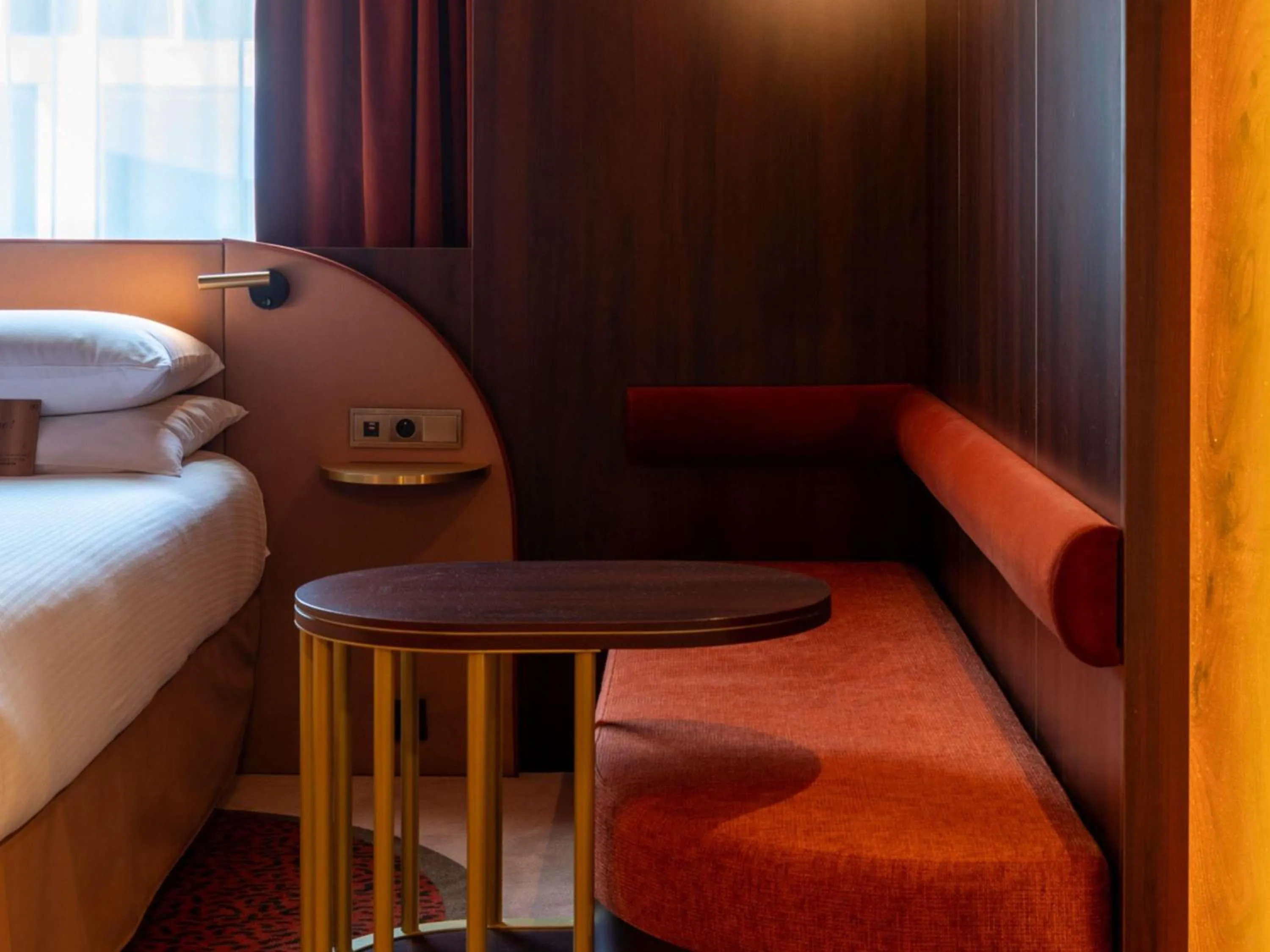 Bedroom, Bed in Nest Hotel Paris la Défense - MGallery Collection