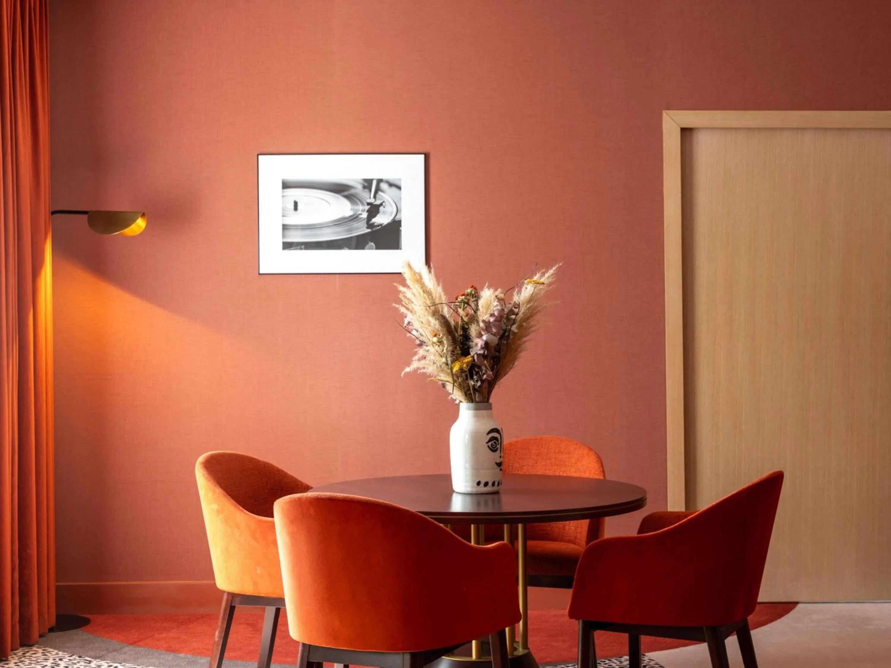 Bedroom in Nest Hotel Paris la Défense - MGallery Collection