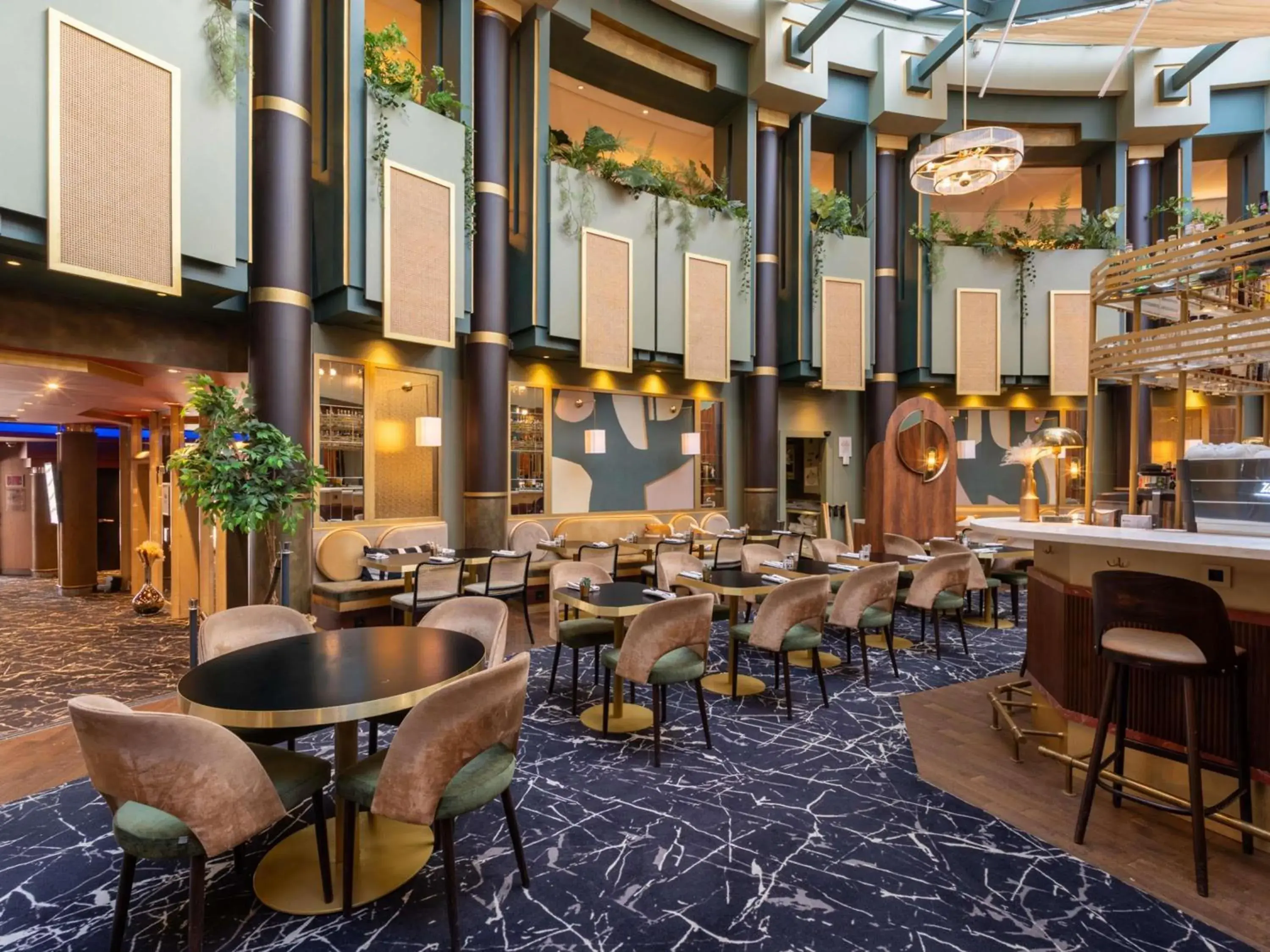 Restaurant/places to eat in Nest Hotel Paris la Défense - MGallery Collection Restaurant/places to eat in Nest Hotel Paris la Défense - MGallery Collection